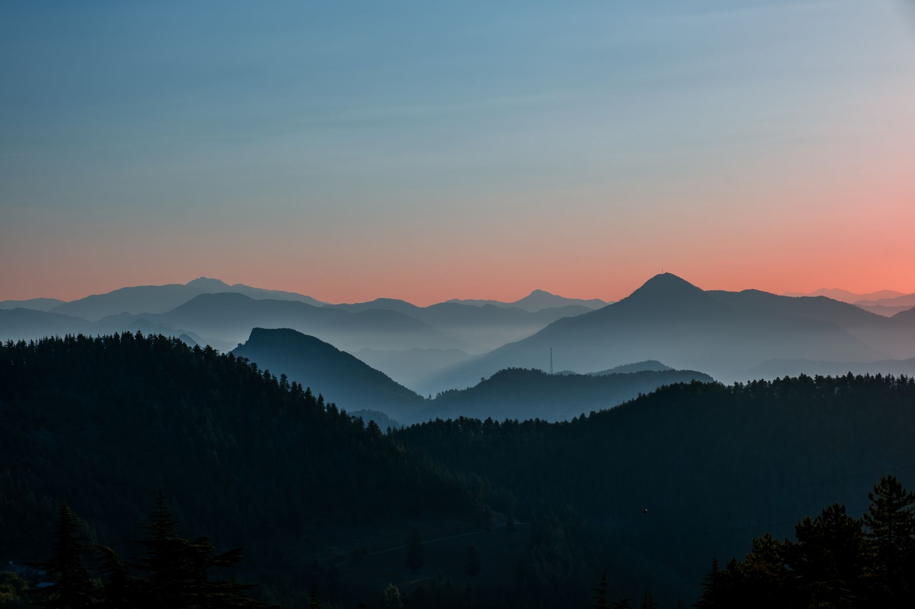Ask These 5 Questions Before Every Solo Trip to Boost Inner Confidence
