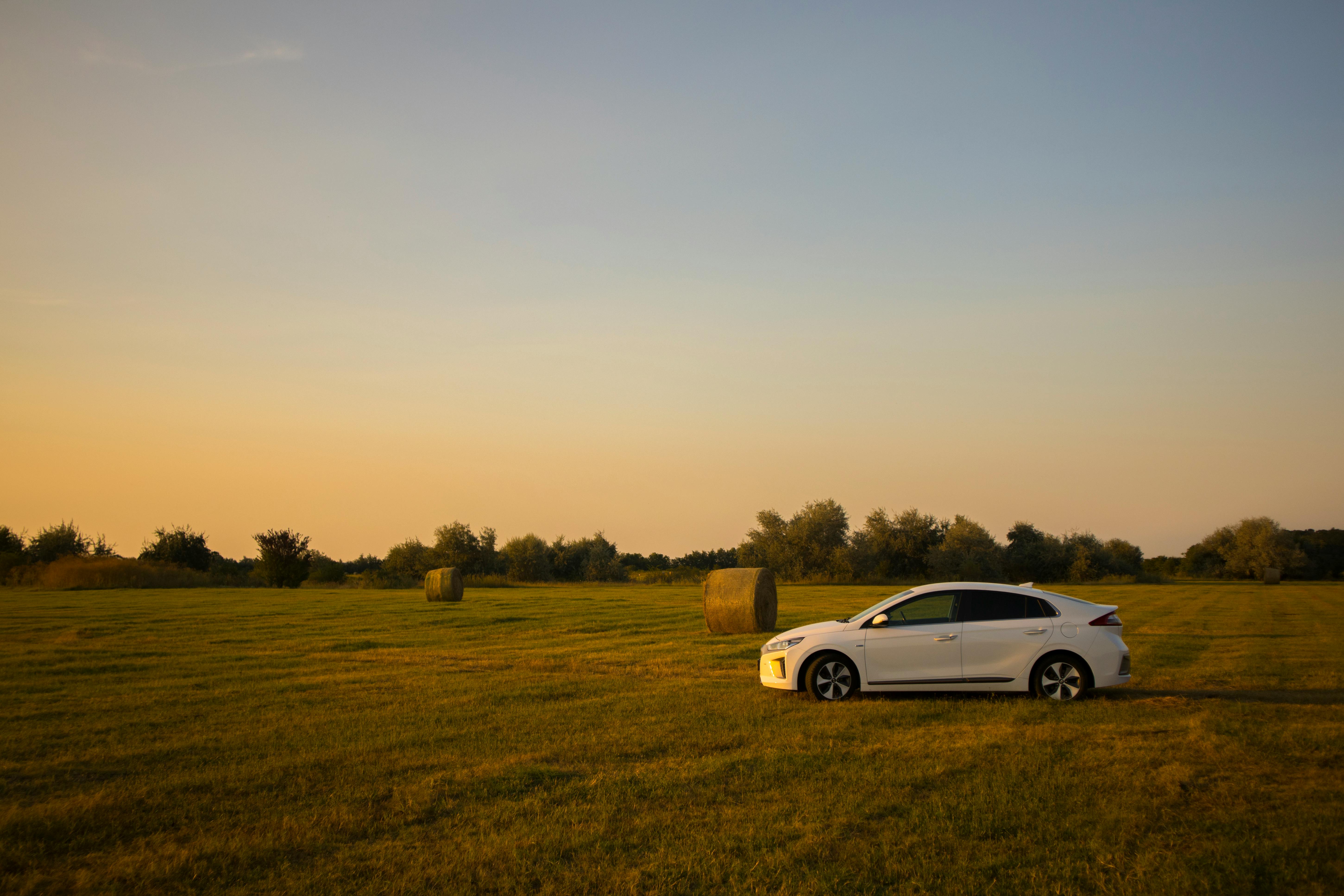autonomous vehicles, electric cars, car connectivity, vehicle infotainment, driver assistance systems, automotive AI, smart m