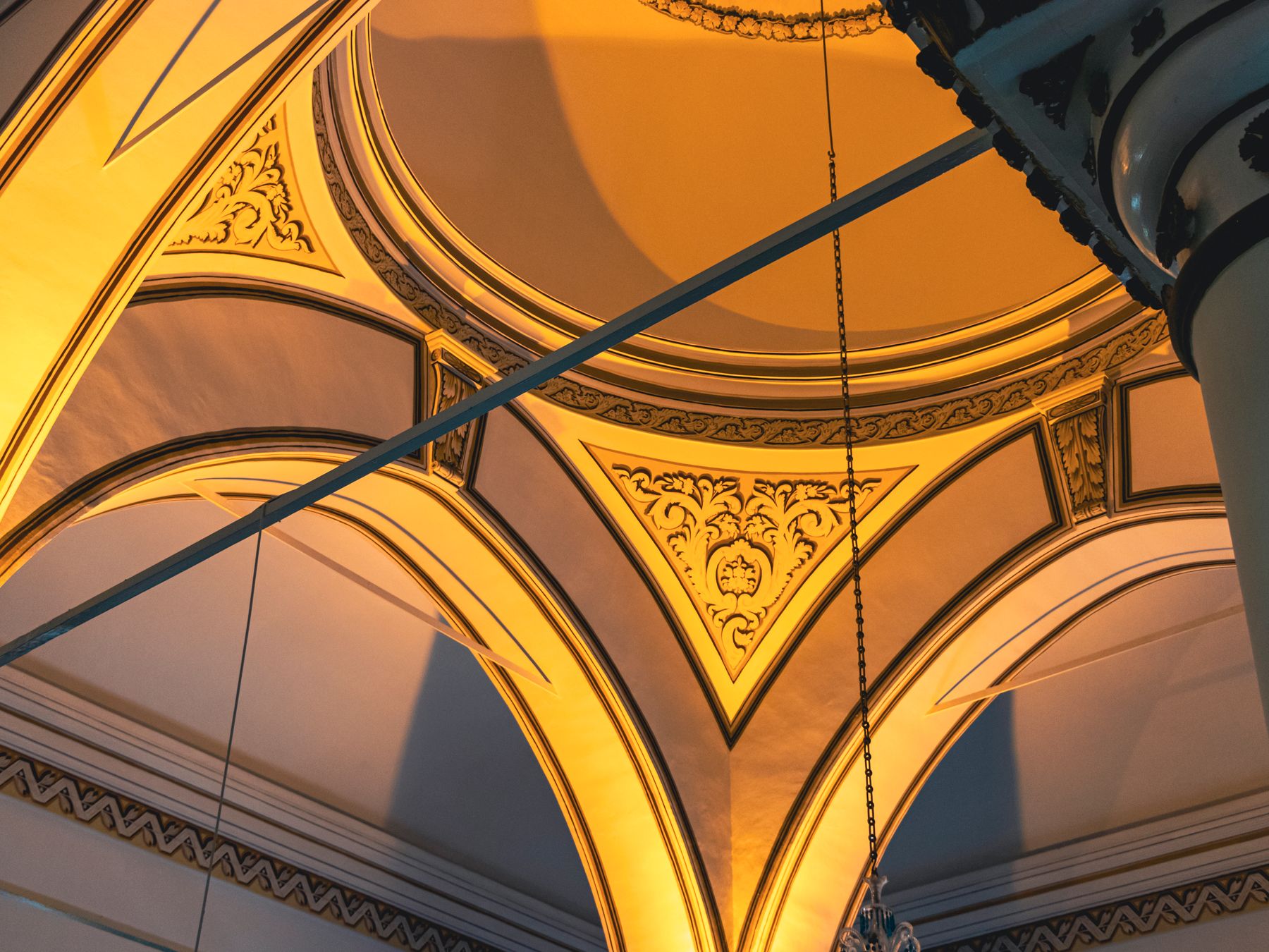 Interior Painting in Blackfriars — woodwork brushed to a crisp, smooth line