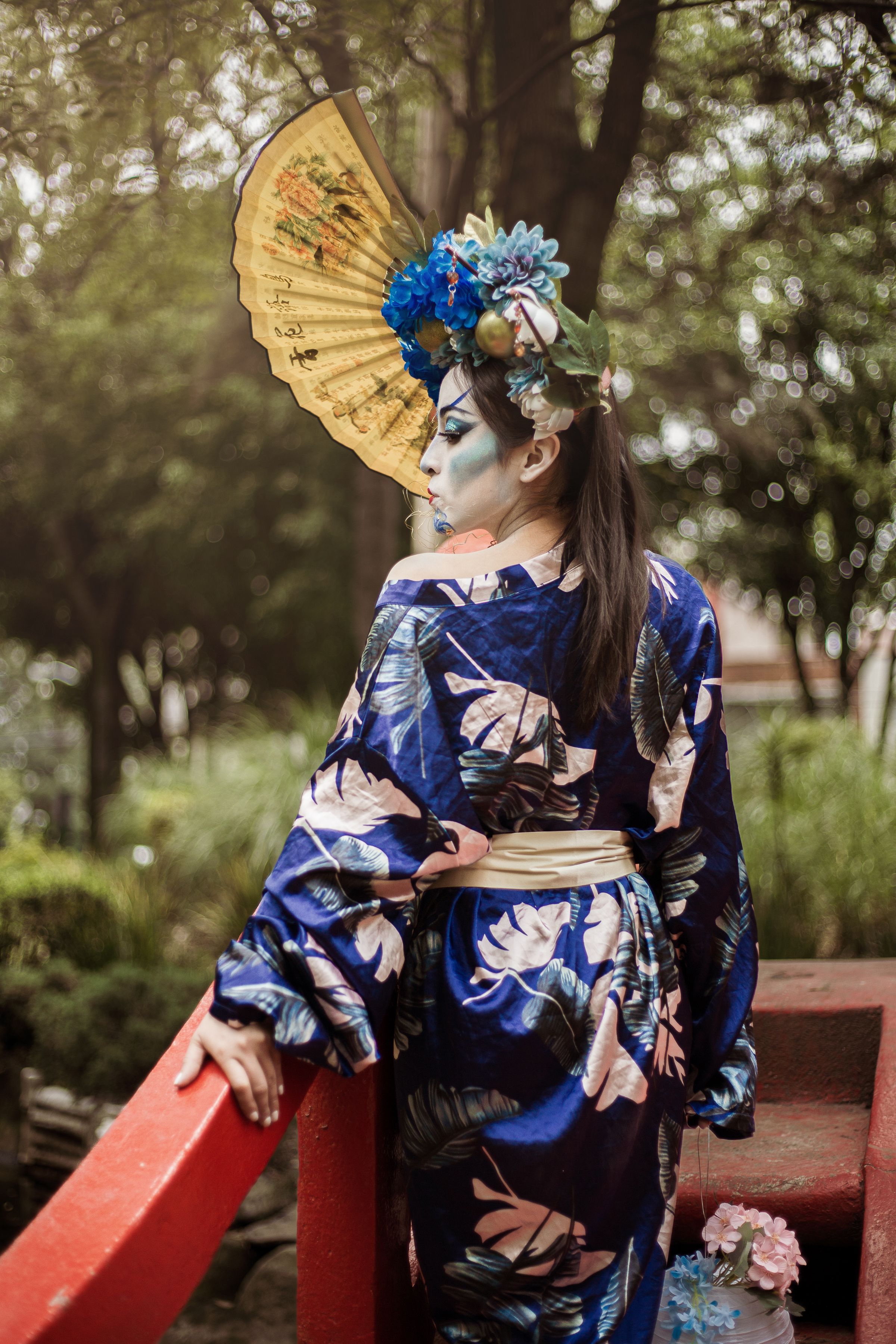 geisha de espalda · Free Stock Photo