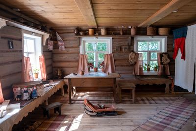 Warm wooden interior, photo by Mikhail Kramor on Pexels