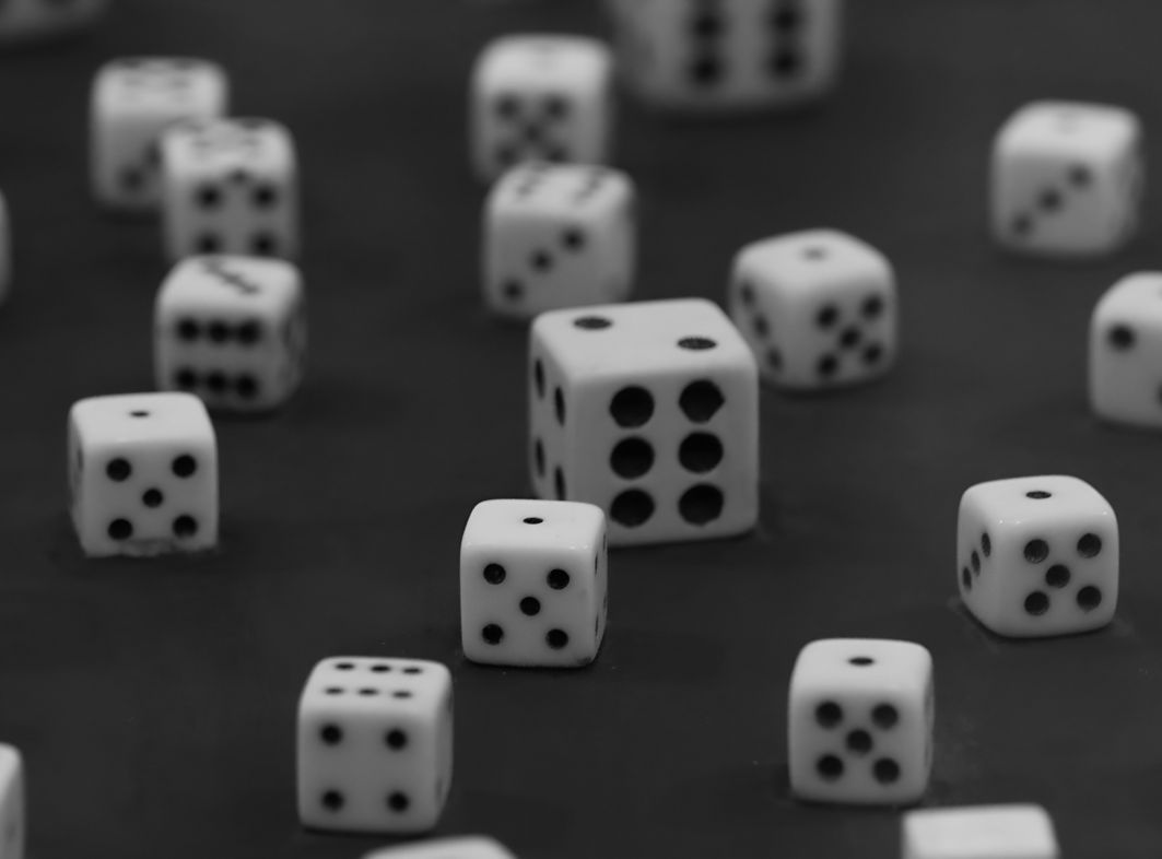 Online Casino: Spielautomaten und Live-Spiele im Überblick