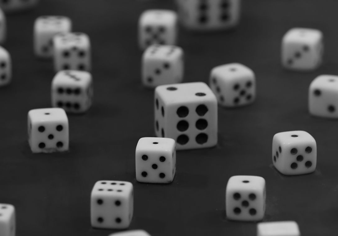 Online Casino: Spielautomaten und Live-Spiele im Überblick