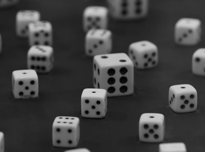 Online Casino: Spielautomaten und Live-Spiele im Überblick