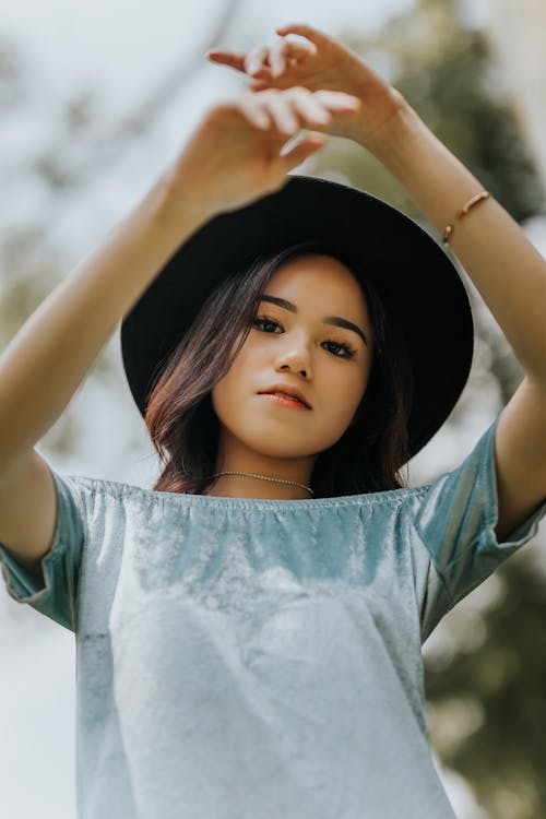 Photo Of woman Wearing Sun Hat