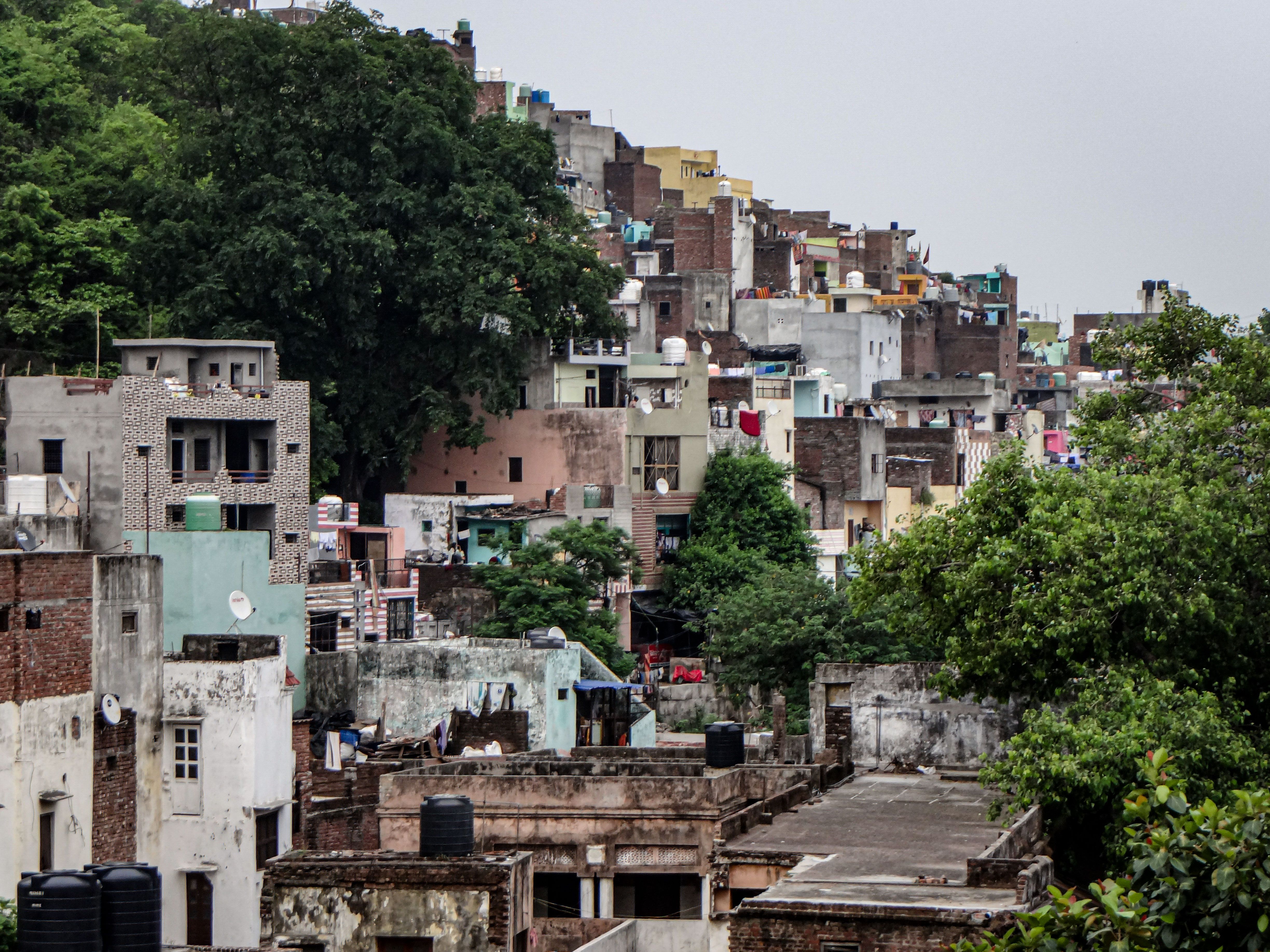 A view of a city with many buildings and trees · Free Stock Photo