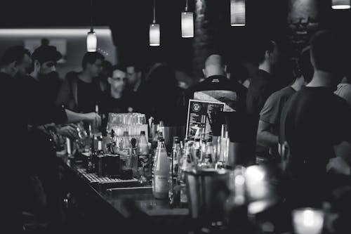 Free Gratis lagerfoto af alkohol, bar, bartender Stock Photo