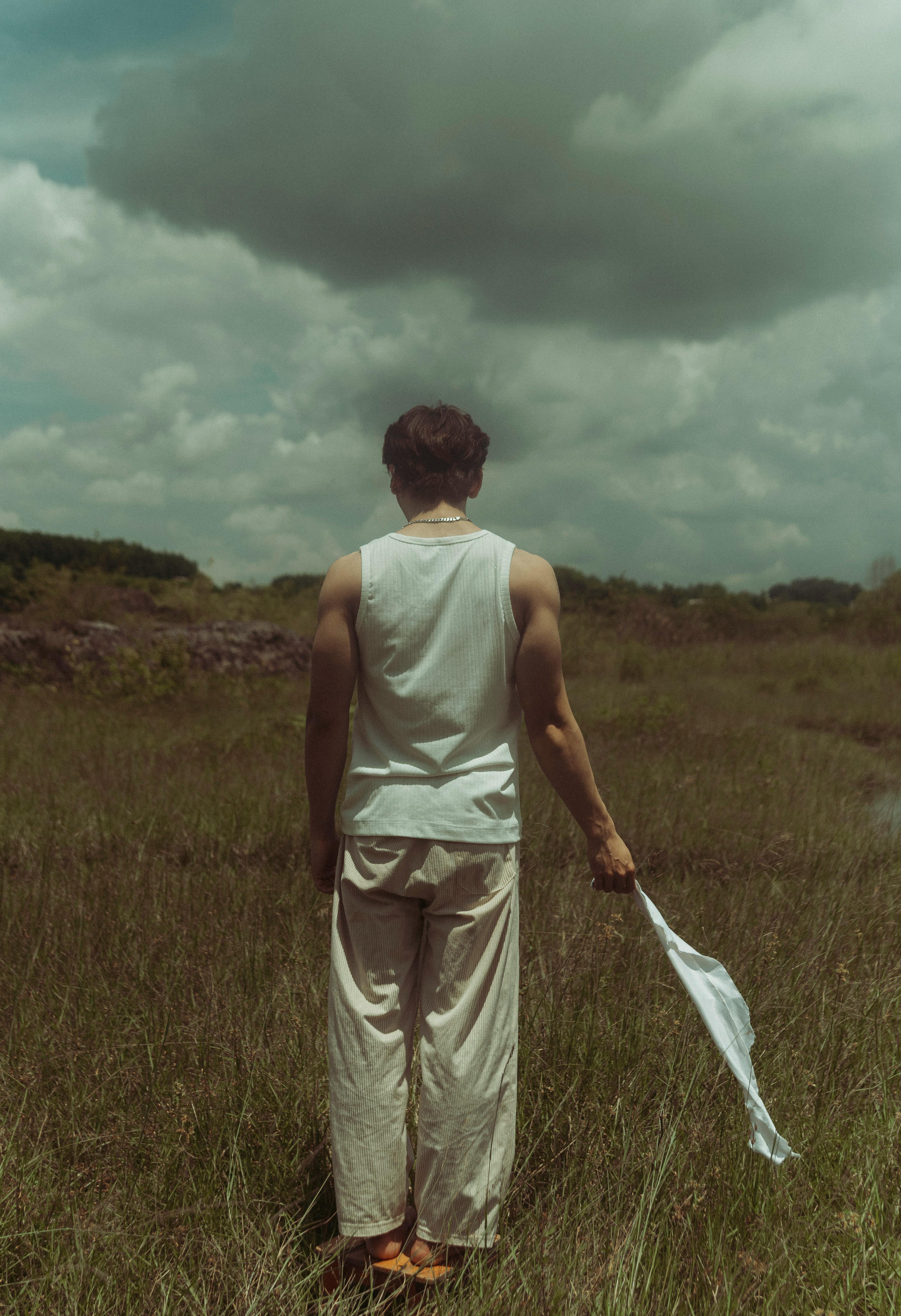 Gratis Immagine gratuita di abbigliamento casual, area rurale, calma Foto a disposizione