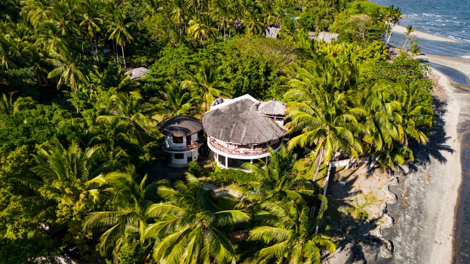 186. Resor Ramah Lingkungan di Pantai Timur Semenanjung 186. Resor Ramah Lingkungan di Pantai Timur Semenanjung