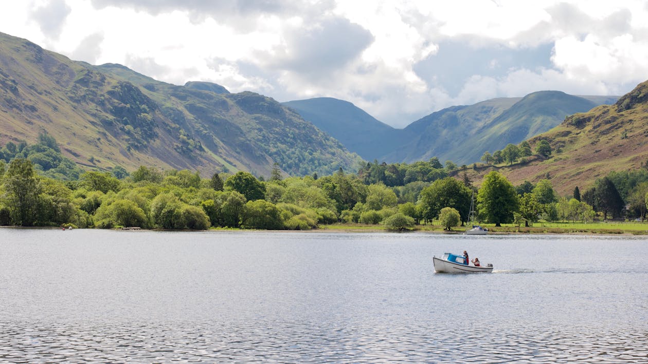 Fotobanka s bezplatnými fotkami na tému anglický lake district, hory, jazero