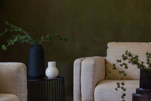 Minimalist living room with modern furniture — photo by Martin Lang on Pexels