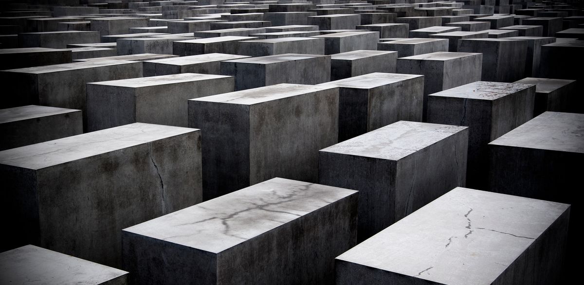 Blocurile de beton ale Memorialului Evreilor Uciși ai Europei din Berlin