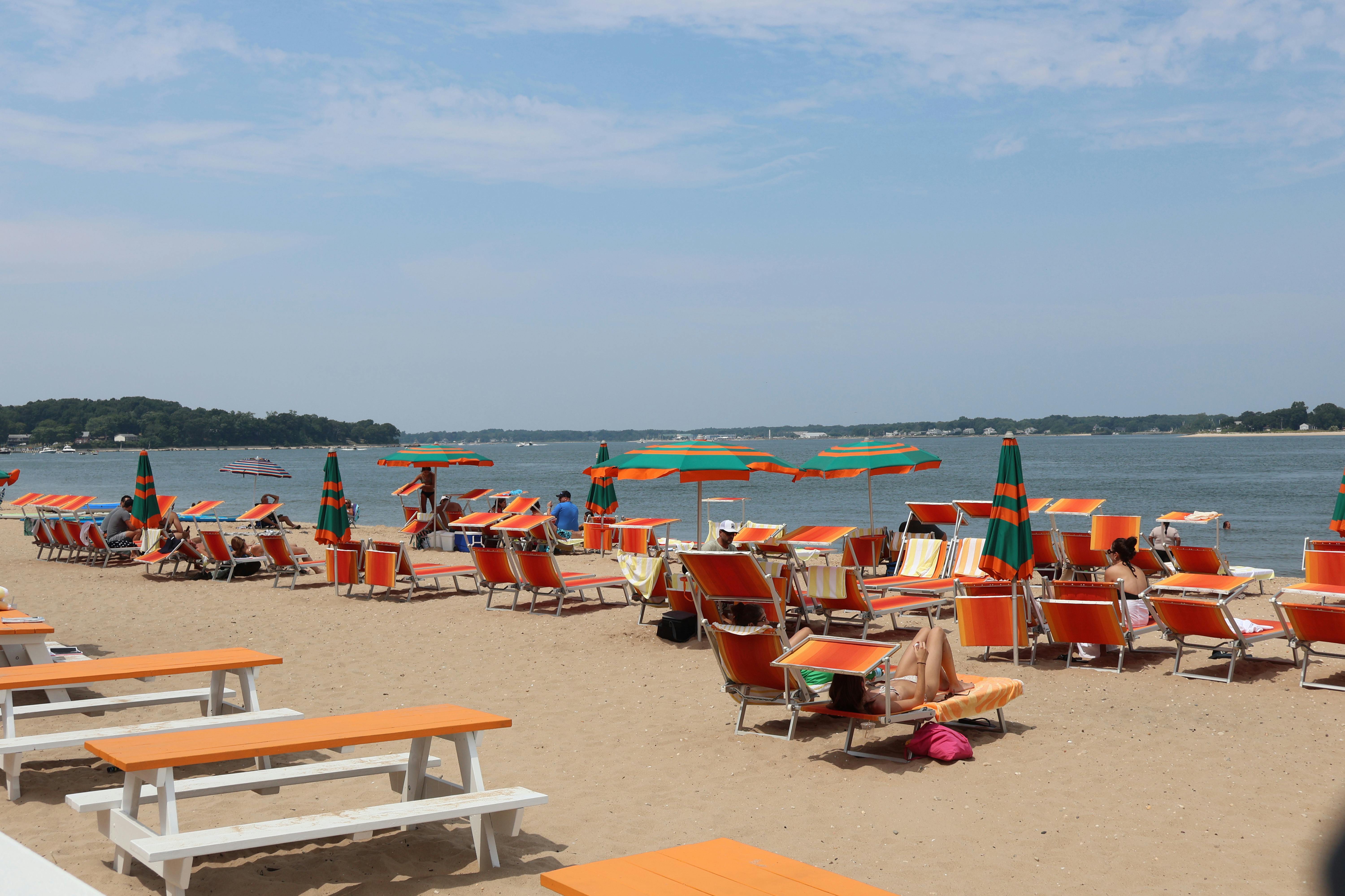 Fire Island hotels see early booking trend this season — Photo by Sarah O'Shea on Pexels