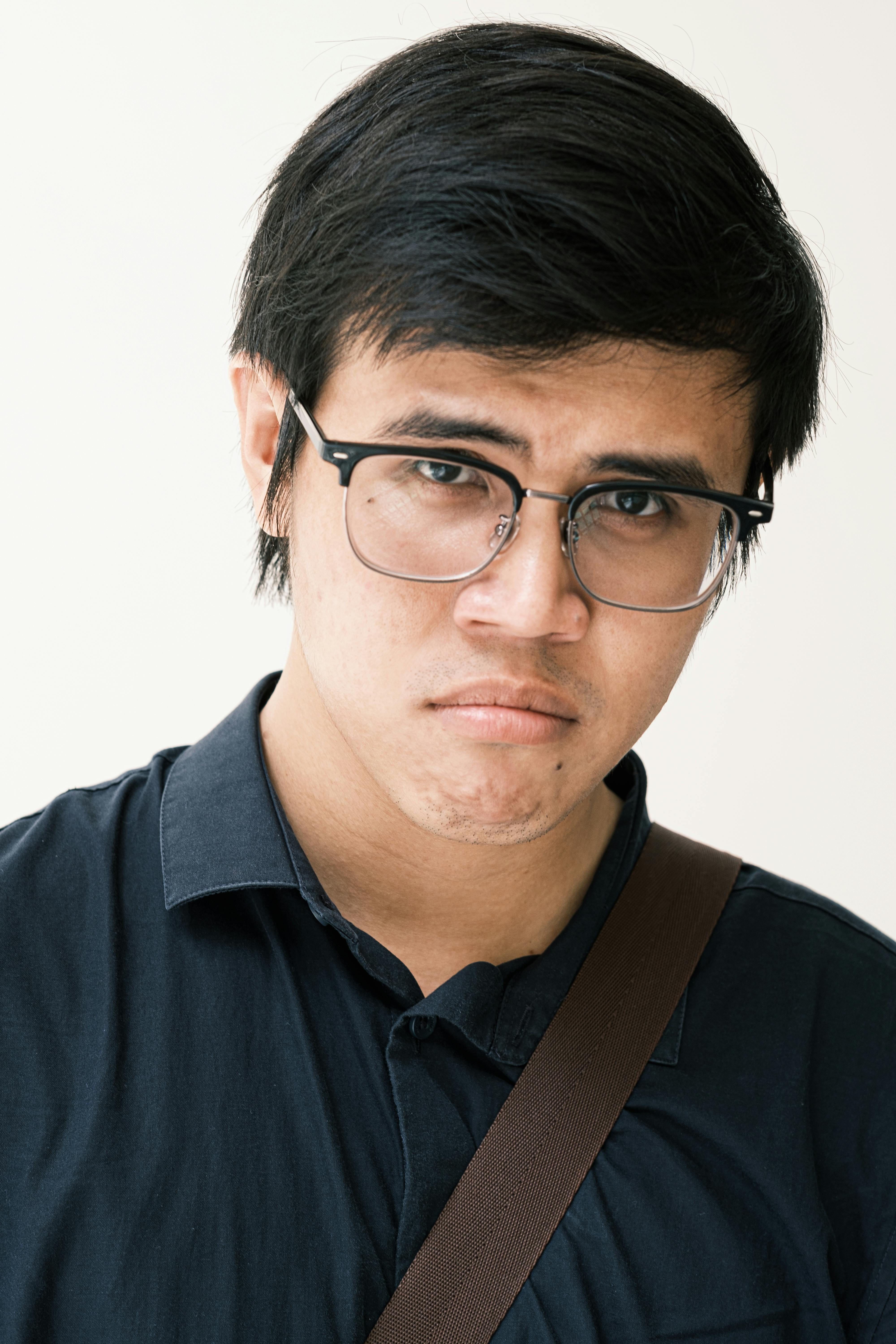 Kostenlos Kostenloses Stock Foto zu akademisch, asiatischer abstammung, brille Stock-Foto