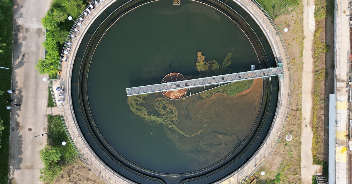 Photo by 逐光 创梦 Circular water treatment structure in Langfang, China from above, showcasing its design.