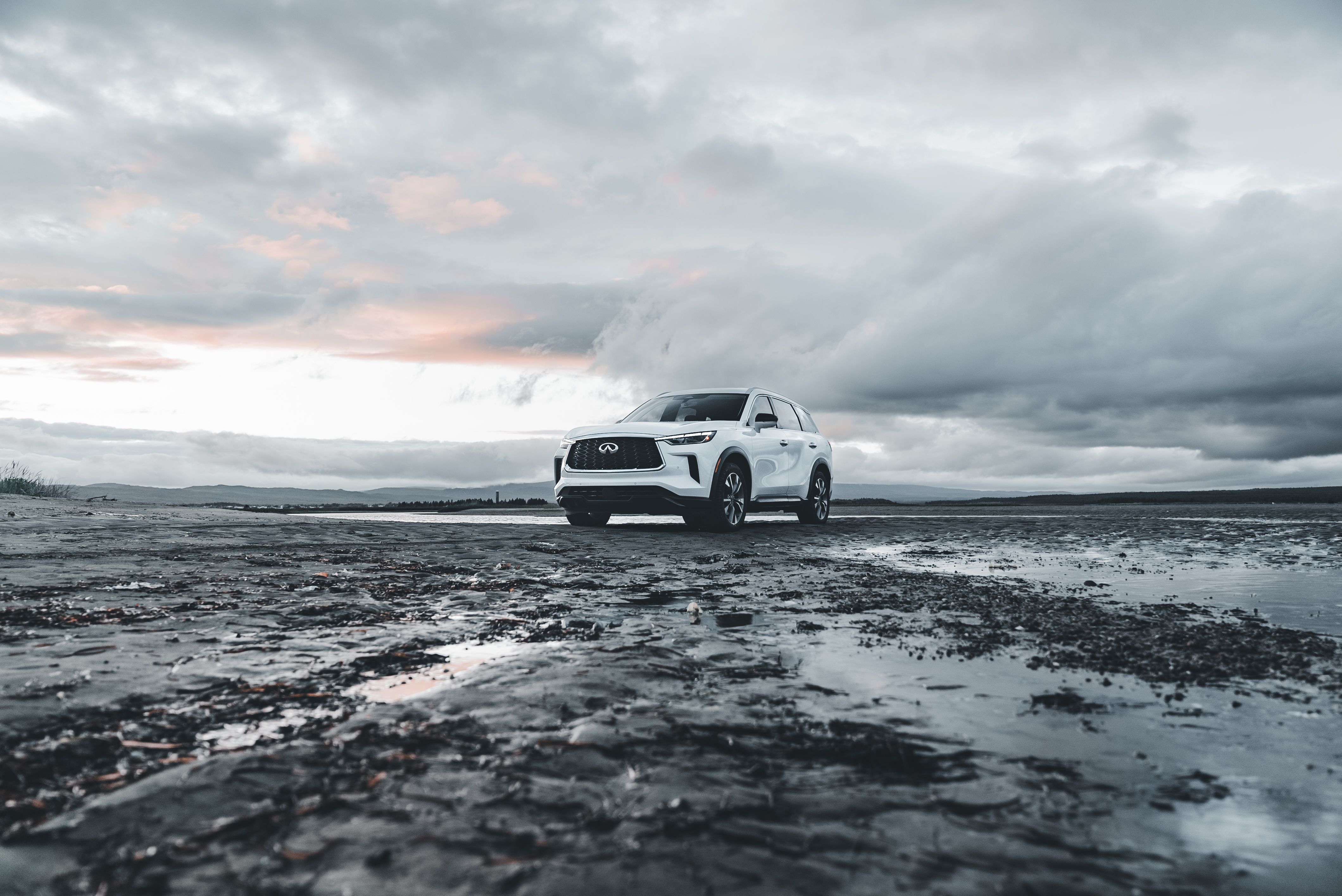 Toyota recalls 550,000 Highlander SUVs because seat backs may fail to lock — Photo by Erik Mclean on Pexels