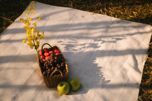Free Basket of Fruit on White Cloth Stock Photo