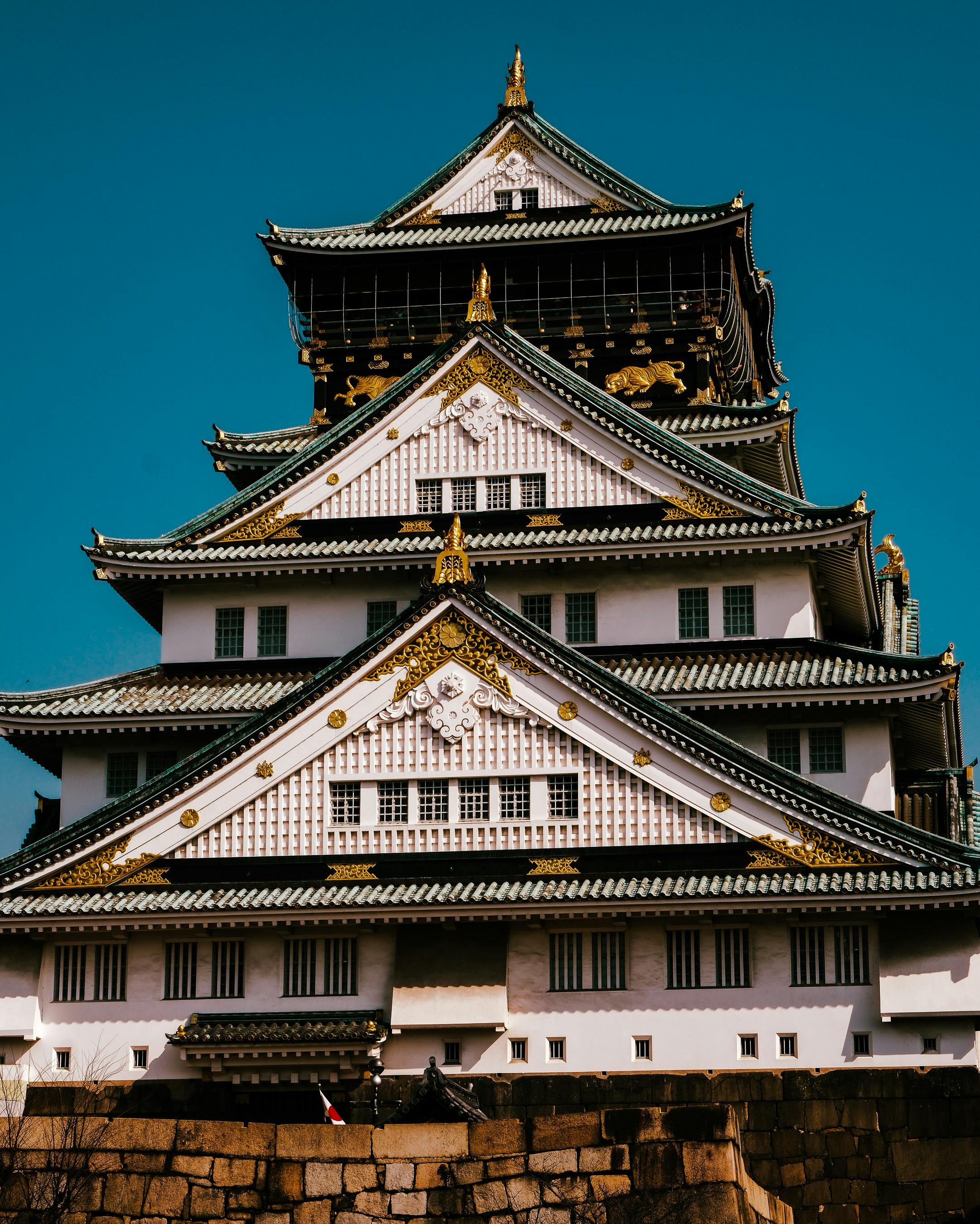 2000 Osaka Castle, Japan - Educa Borras