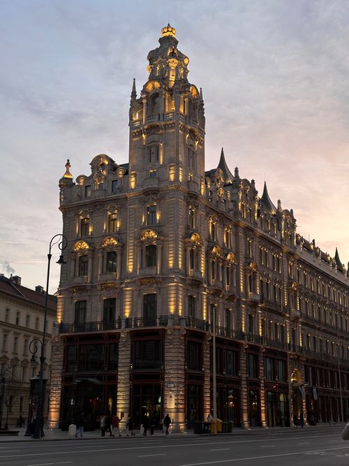 Free Budapest beautiful building Stock Photo