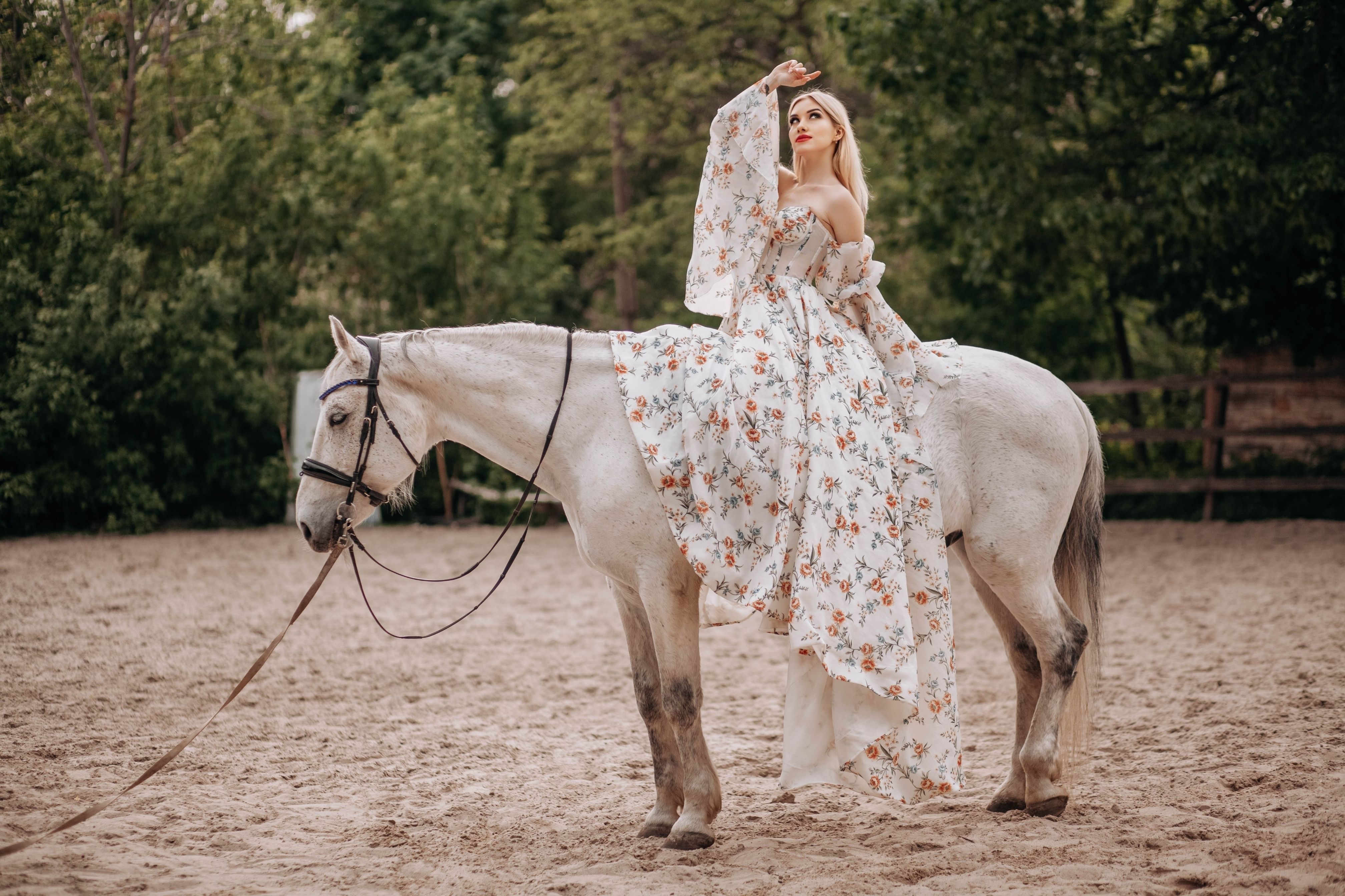 horse dress COTTON AND RYE like dress is a standout piece here to remind you to