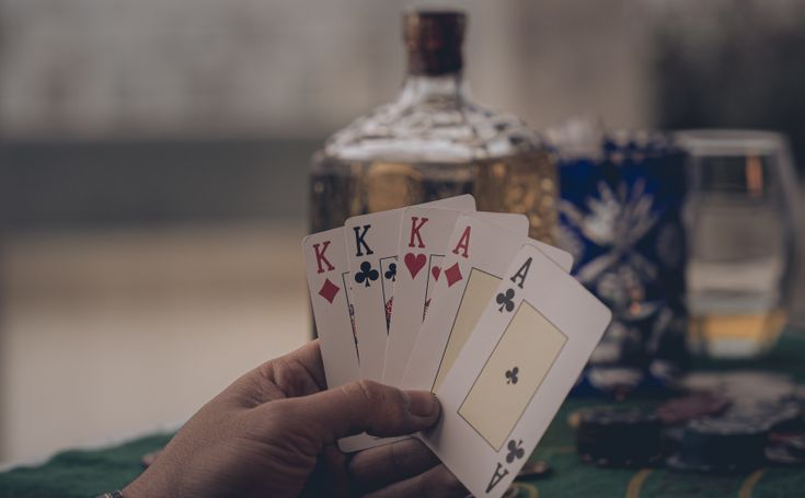 Online Casino: Spielautomaten und Live-Spiele im Überblick