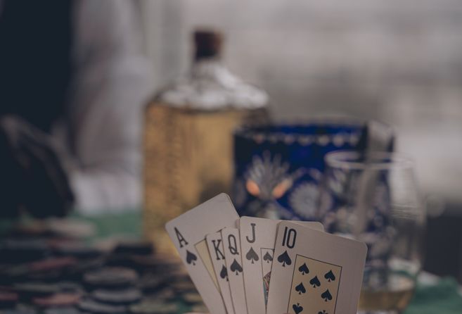 Online Casino: Spielautomaten und Live-Spiele im Überblick