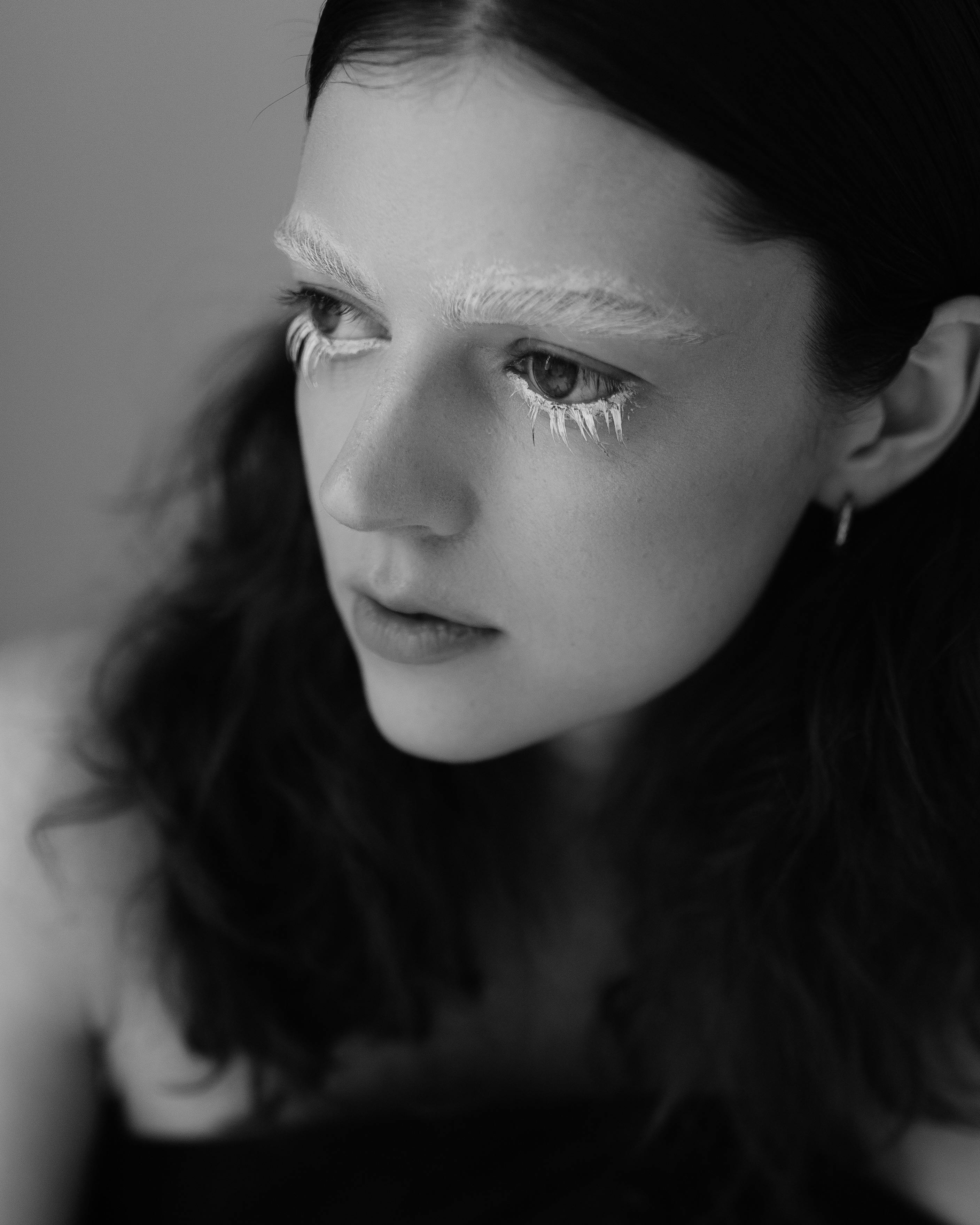 gratis Vrouw Met Make Up Op Gezicht Stockfoto