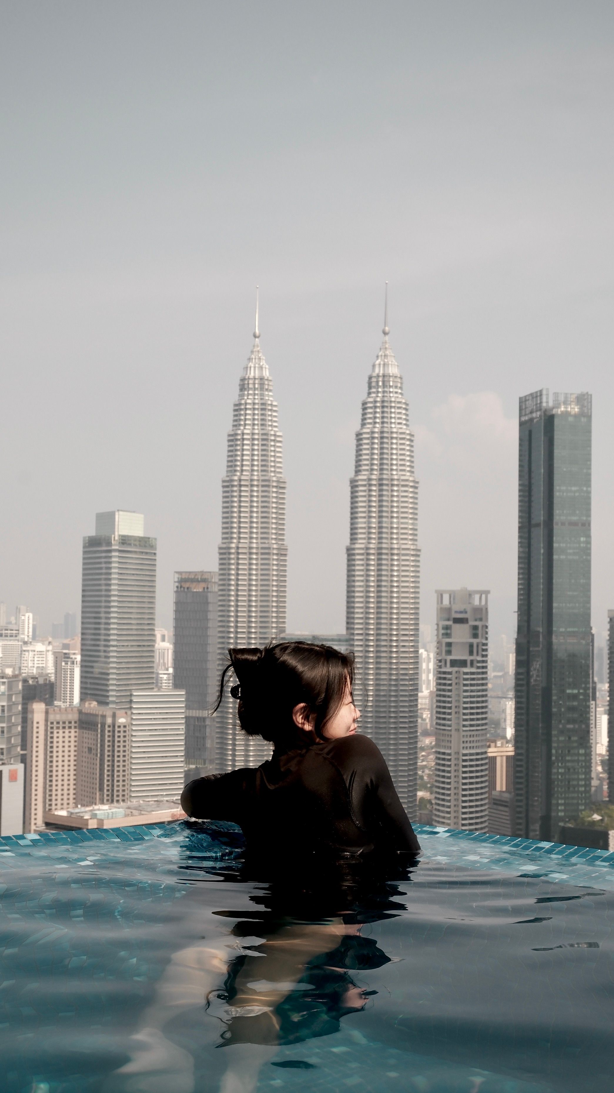 The Water — 25-metre infinity edge, level 45.