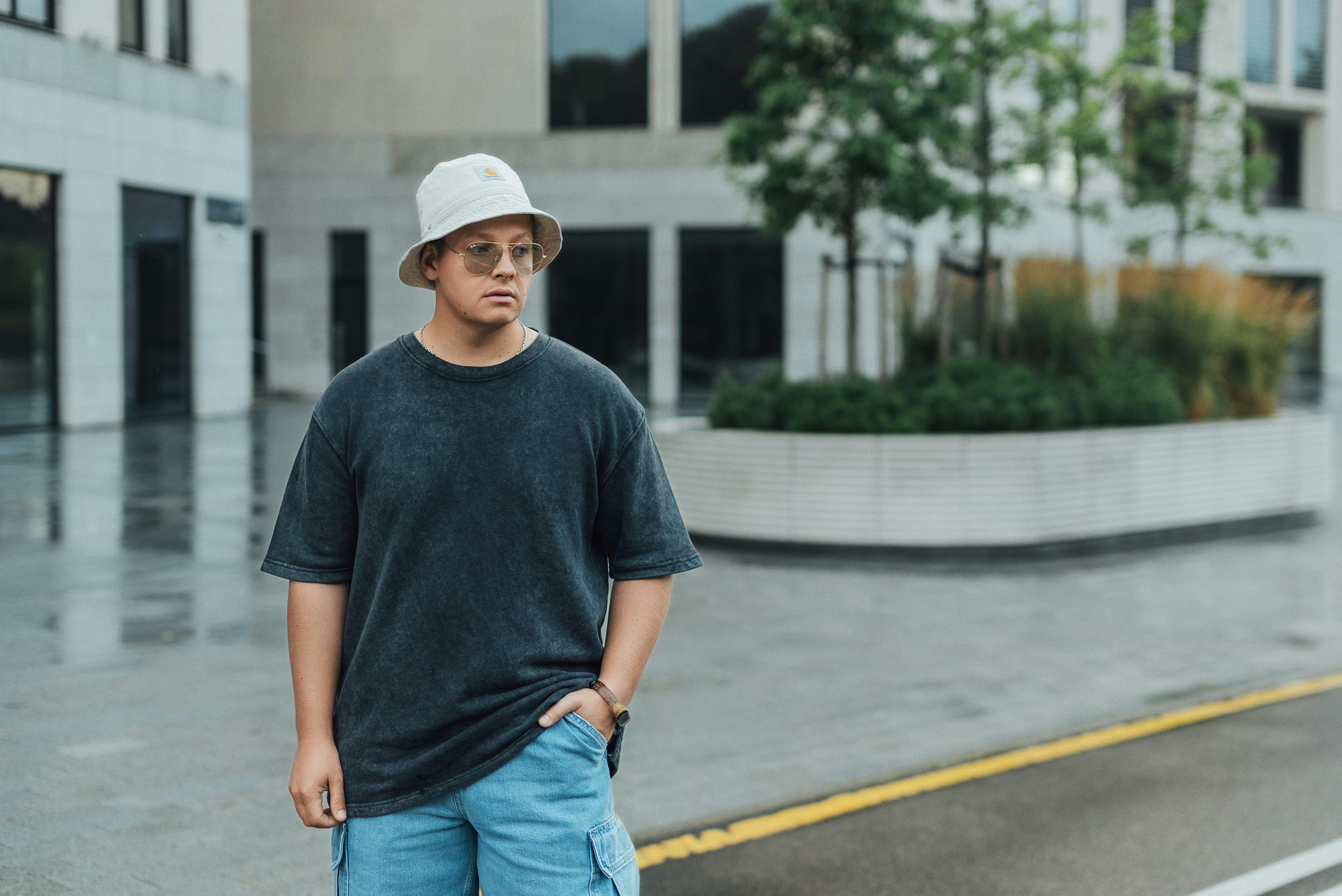 Future of Streetwear UNLOCKED: 2026's Sustainable Tech-Wear Revolution – Shop Smart, Look Lit!