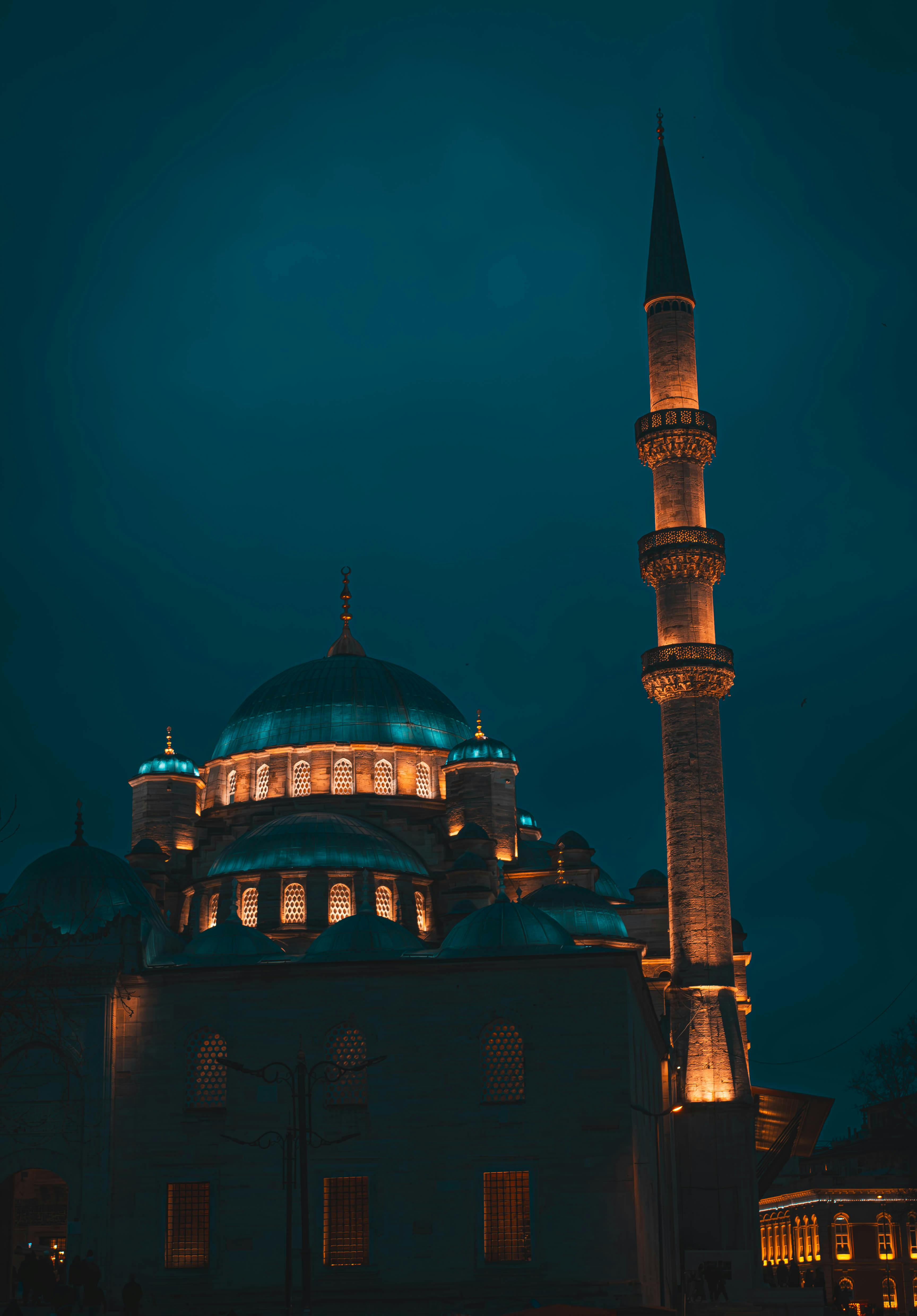 the blue mosque at night with a blue sky