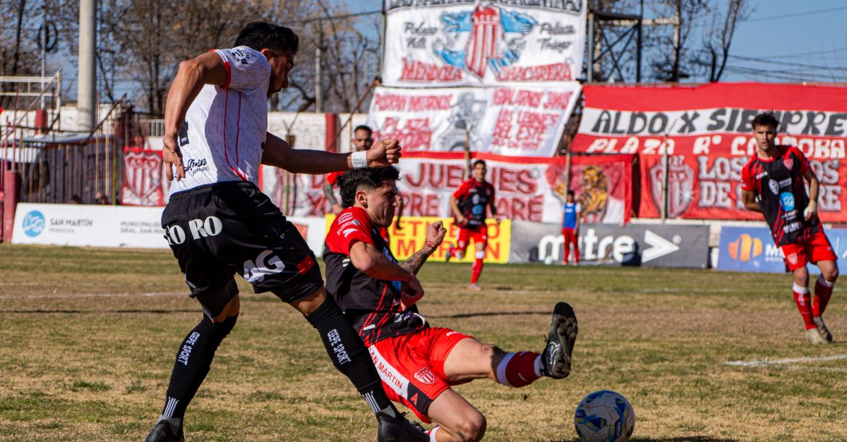 Independiente Rivadavia beats Racing, tops Argentine annual table