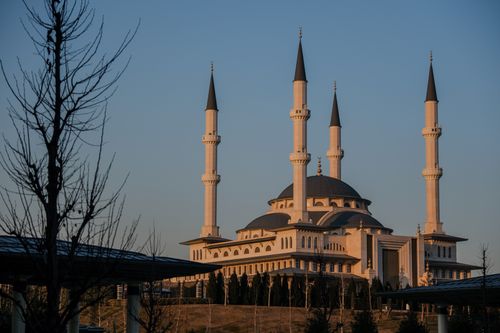 Free Stunning view of a grand mosque in Ankara at dusk, showcasing Ottoman architecture. Stock Photo