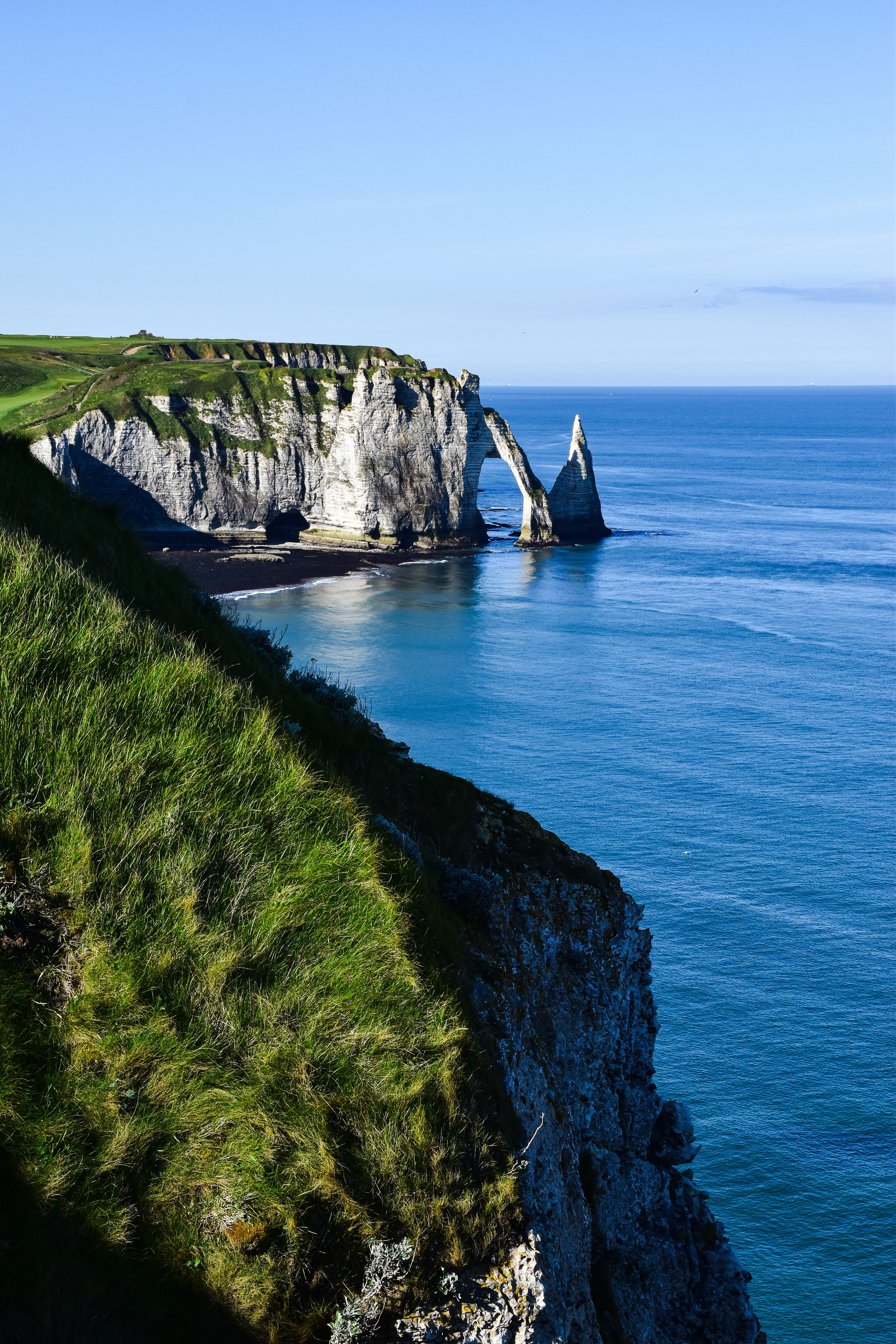 The cliffs of the coast of france · Free Stock Photo