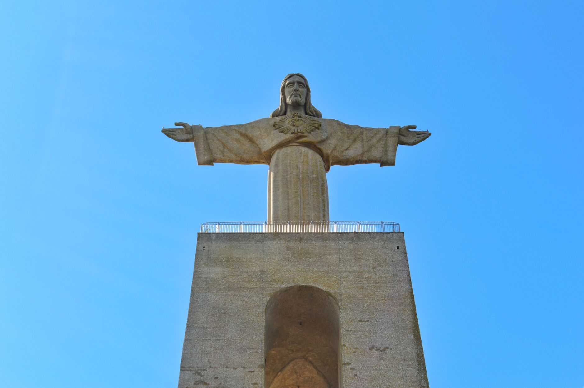 Popular sights in Almada Landmarks in Almada