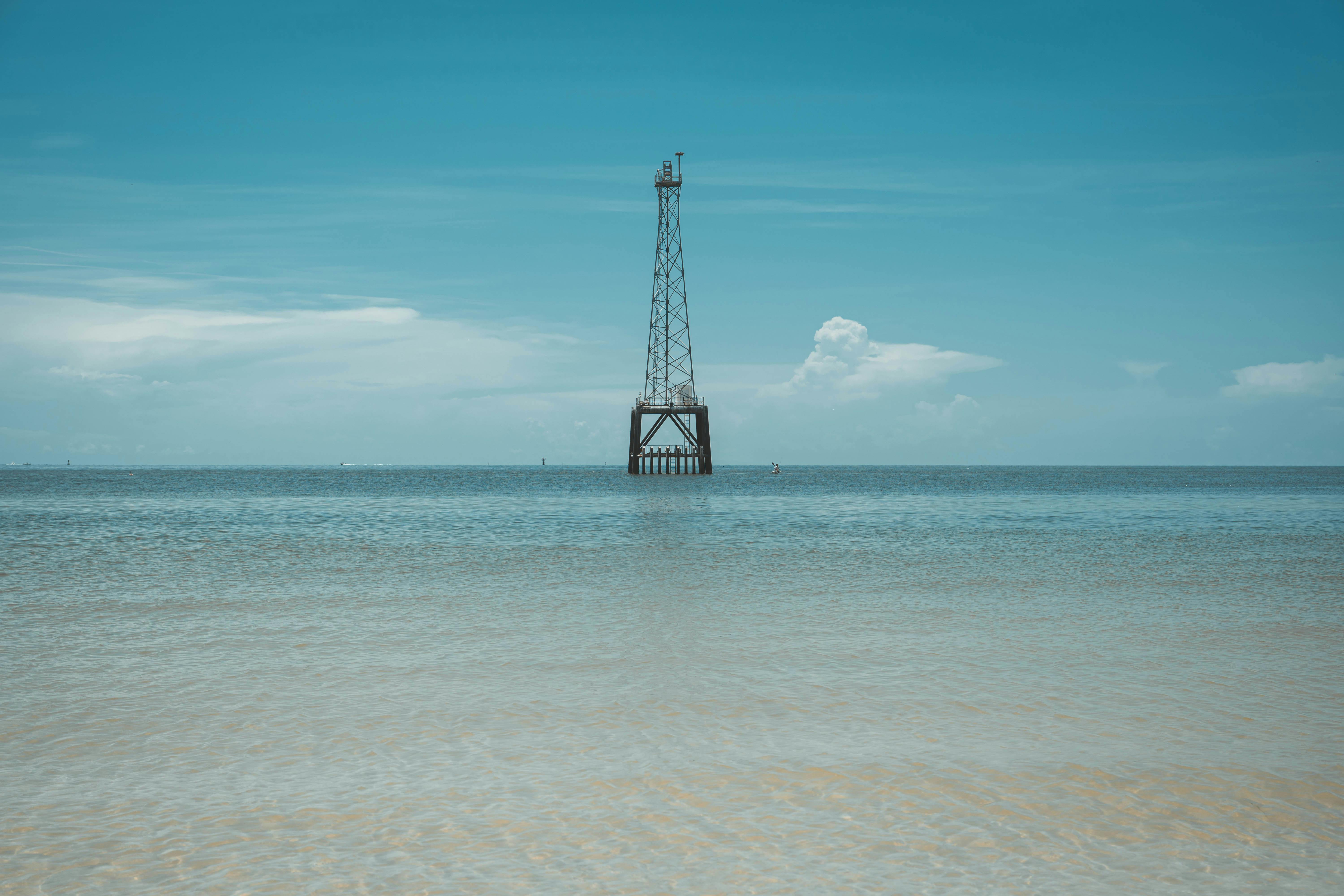 Gabon Oil Boom 2025: $1B Facility + BP/Exxon Deals Signal