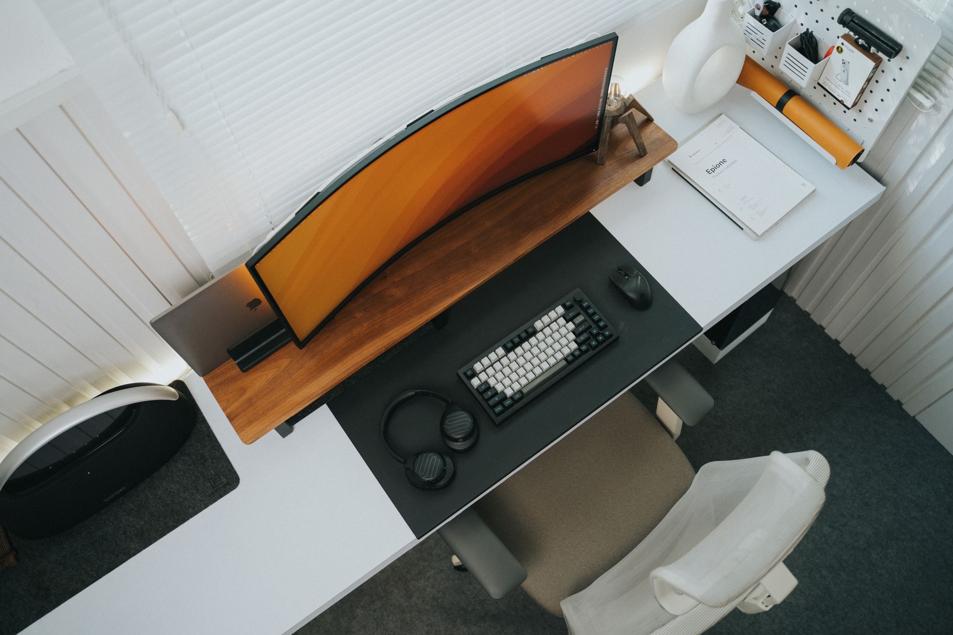 Uplift Parsons review: A dream standing desk that fits almost any workspace with elegance and ease
