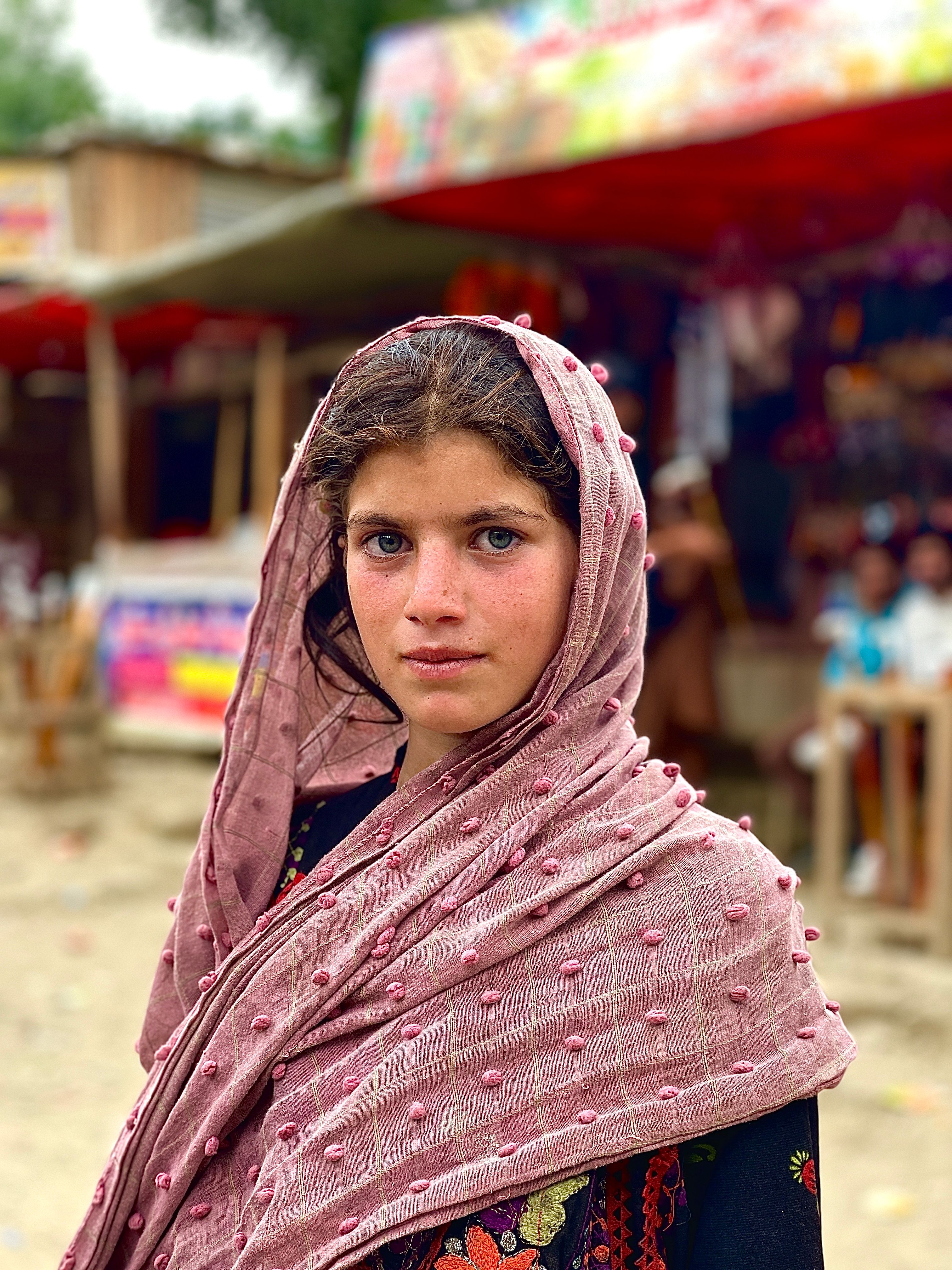 Afghanistan : Aryana Sayeed défie les Taliban avec une tournée européenne réservée aux femmes