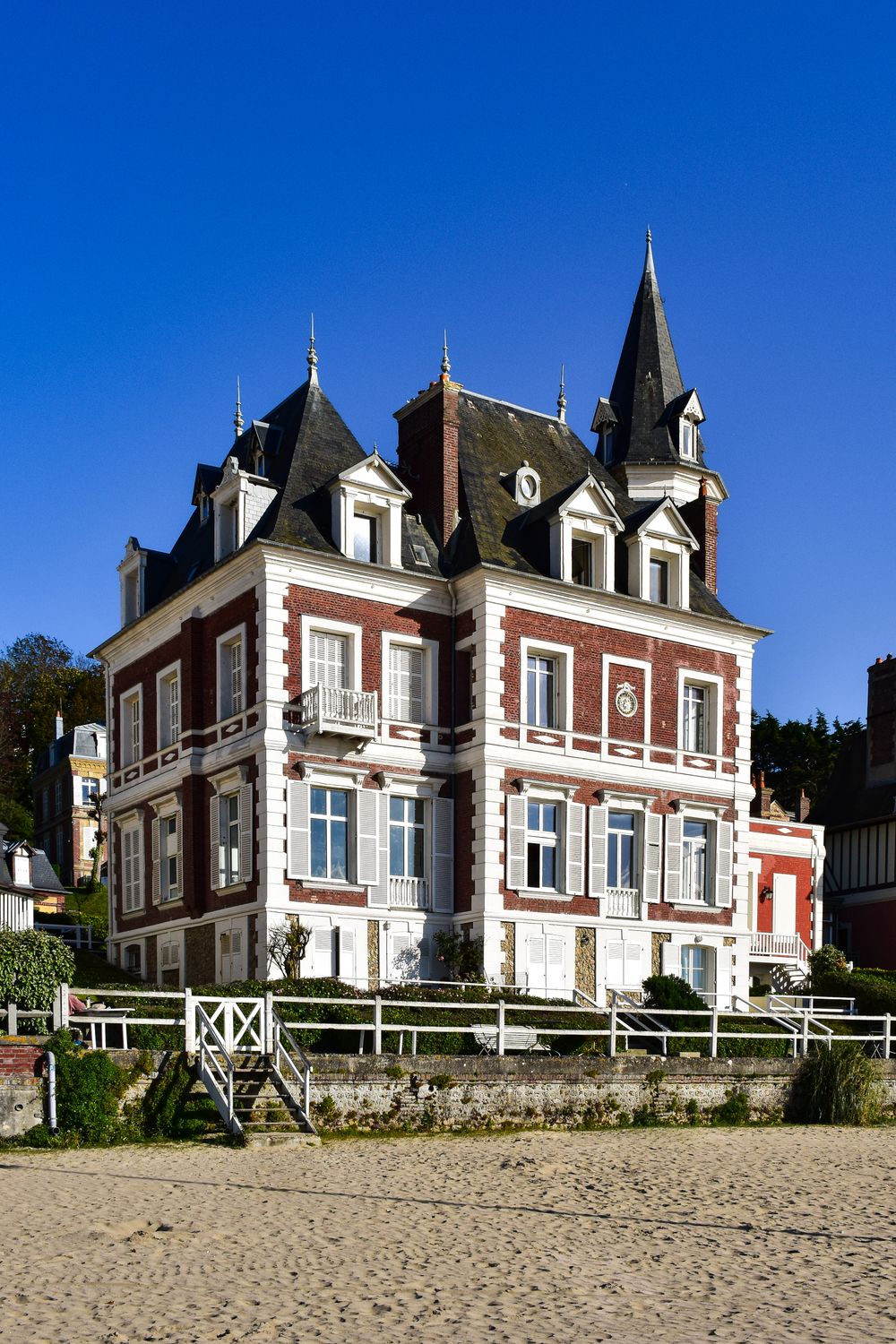 A seaside manor