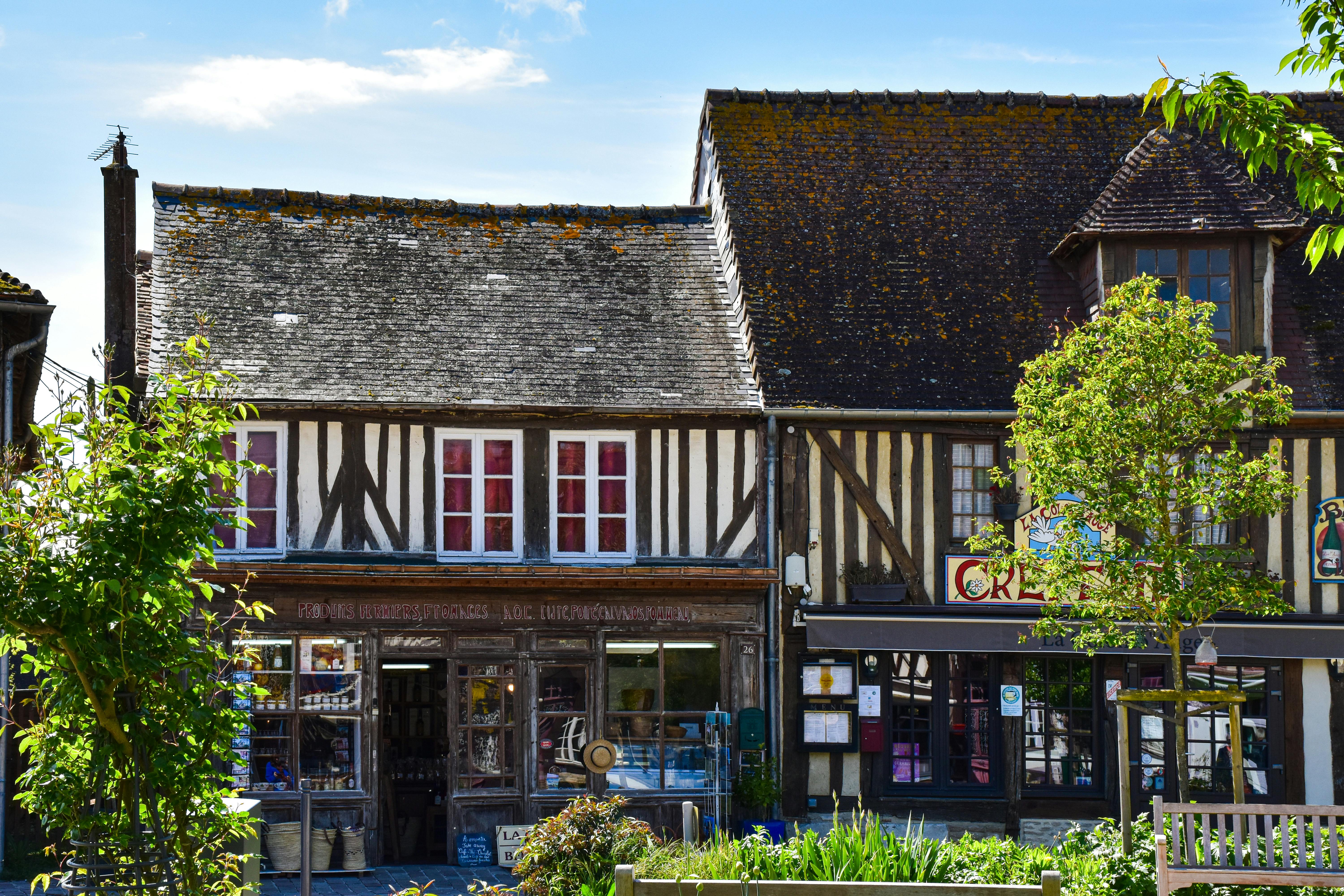 L’OCCITANE Group appoints Mark Edington General Manager, Travel Retail EMEA &amp; Americas — Photo by AXP Photography on Pexe