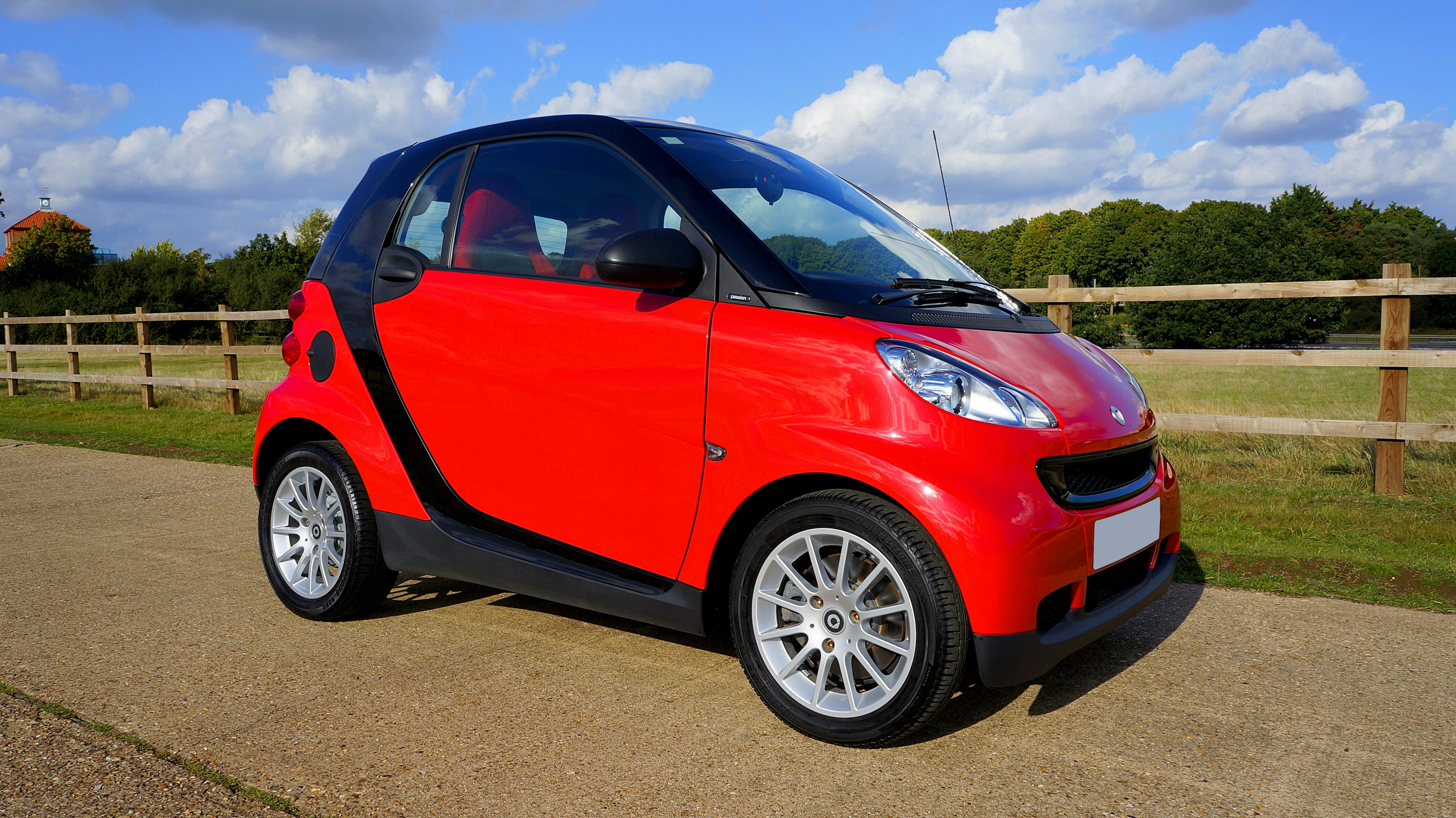 autonomous vehicles, electric cars, car connectivity, vehicle infotainment, driver assistance systems, automotive AI, smart m