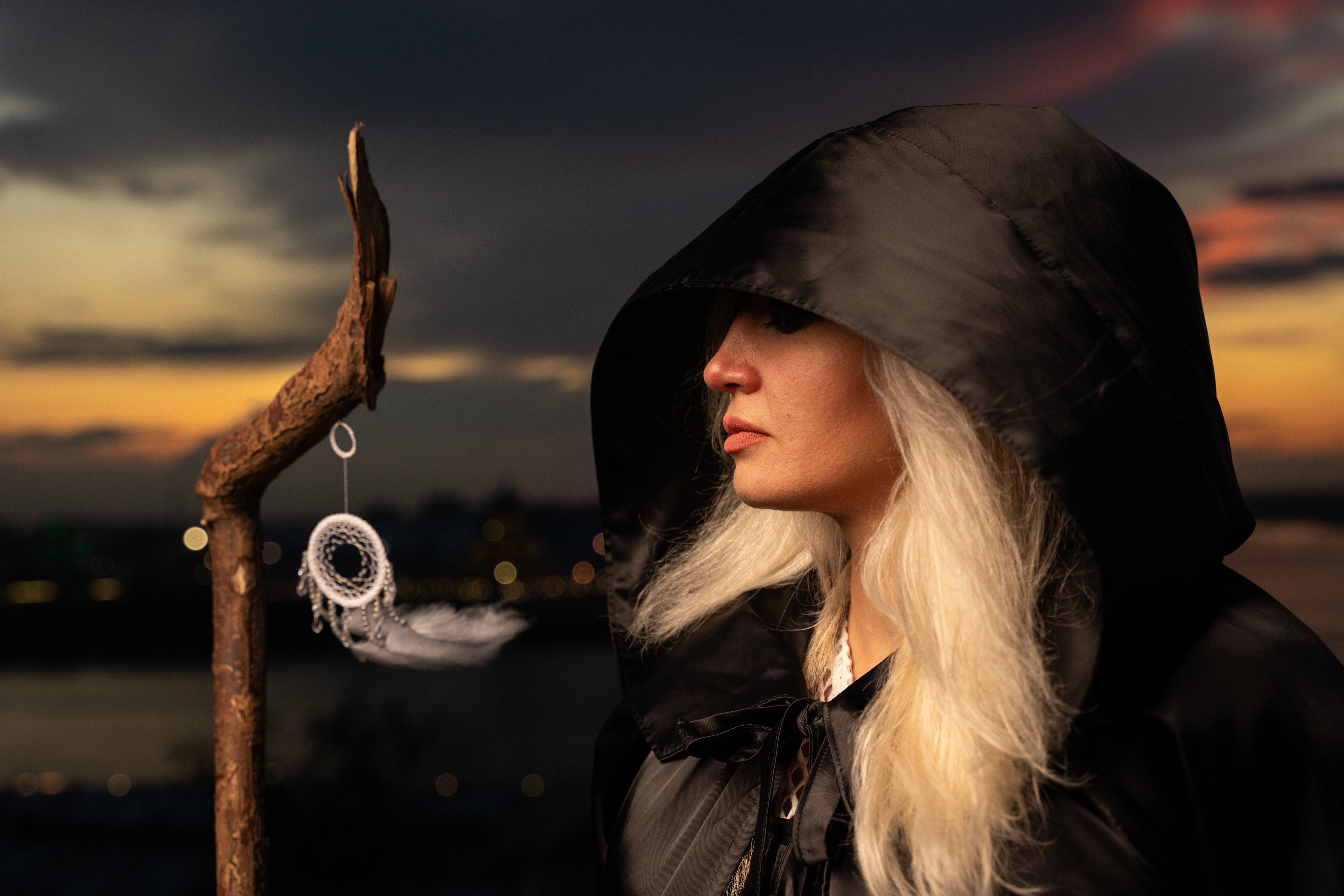 'A Discovery Of Witches' S2 Is *Finally* Coming To UK Telly — Photo by Alex Urezkov on Pexels