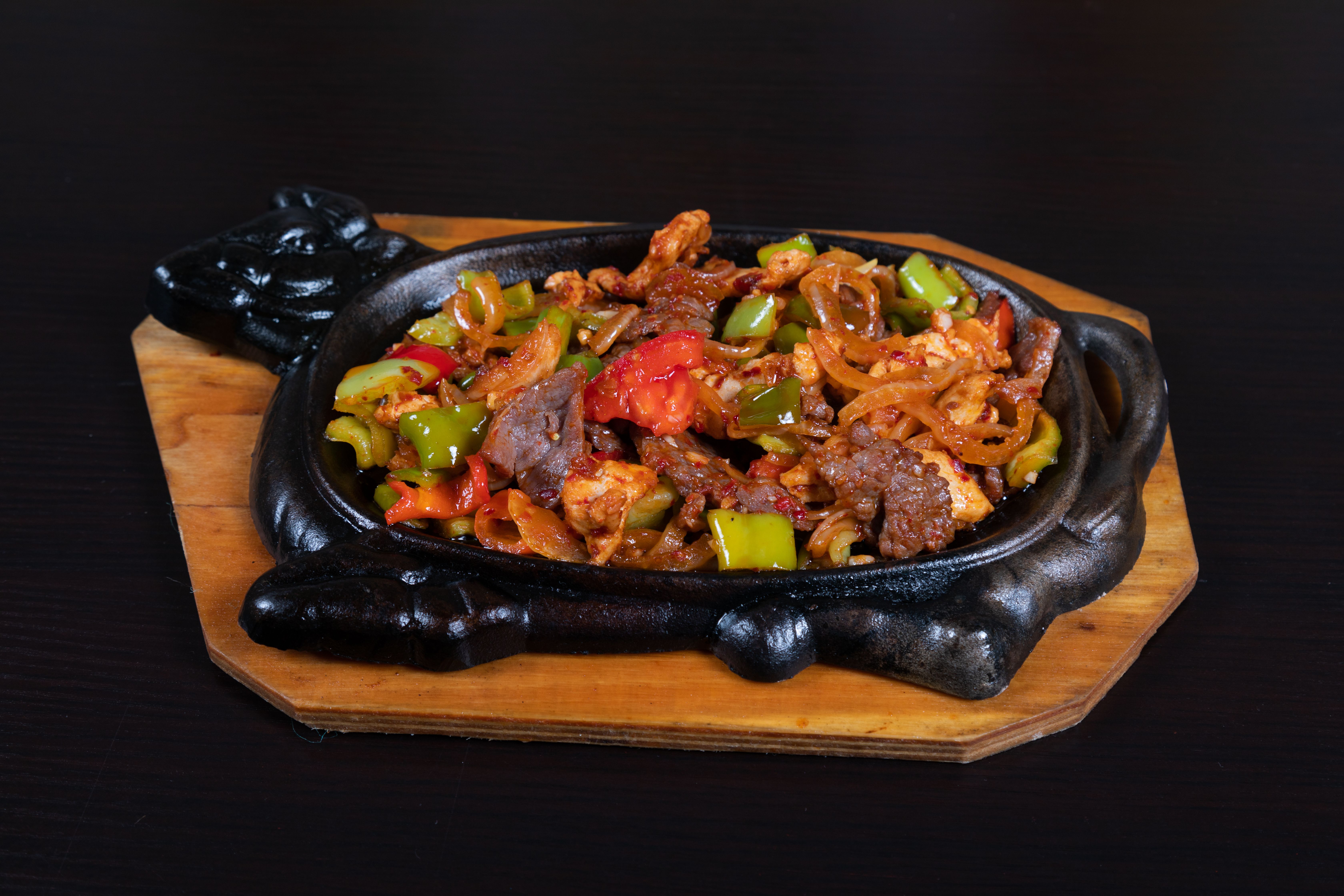Herb-Roasted Fajitas with Roasted Vegetables