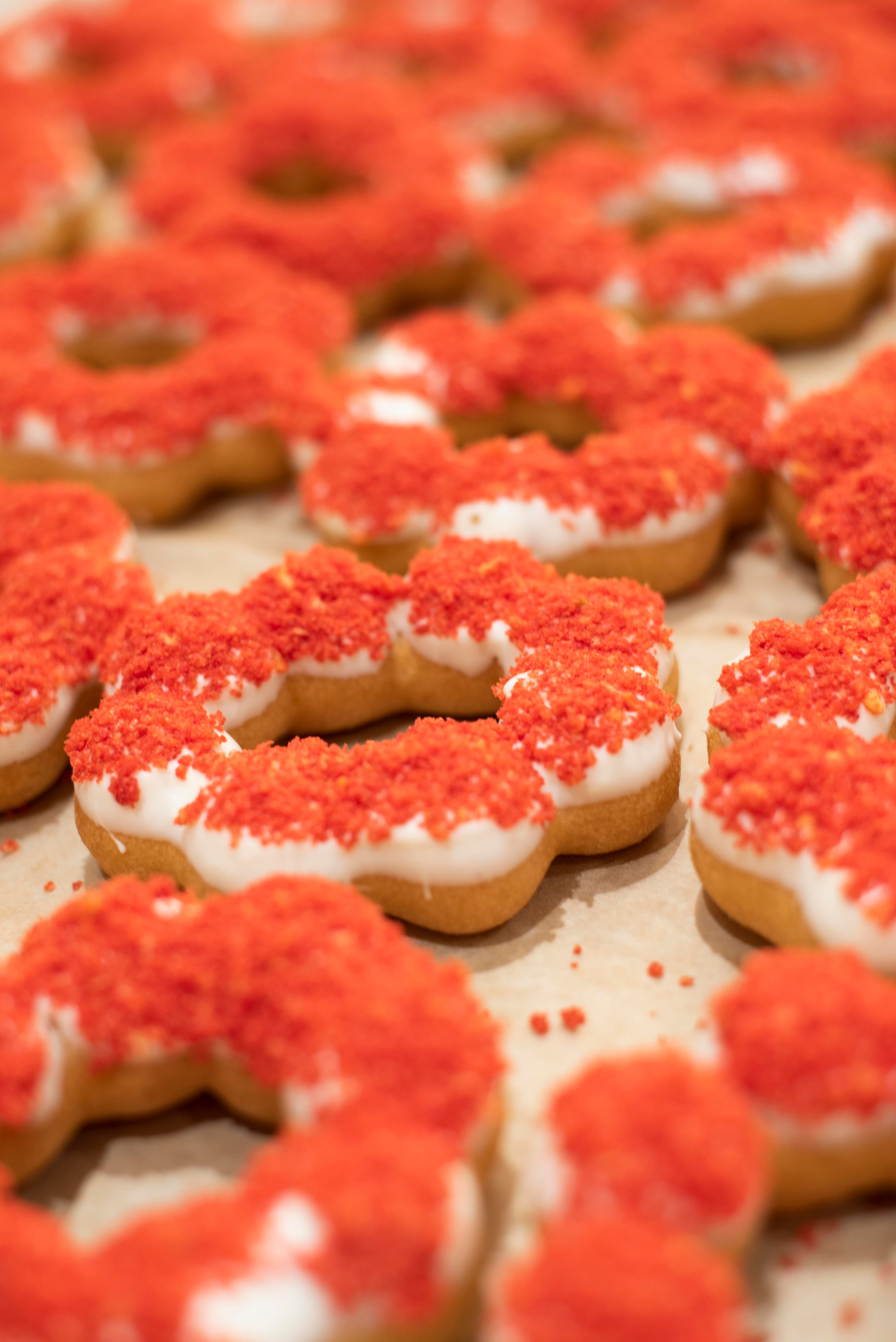 Red Donuts Photos, Download The BEST Free Red Donuts Stock Photos & HD ...