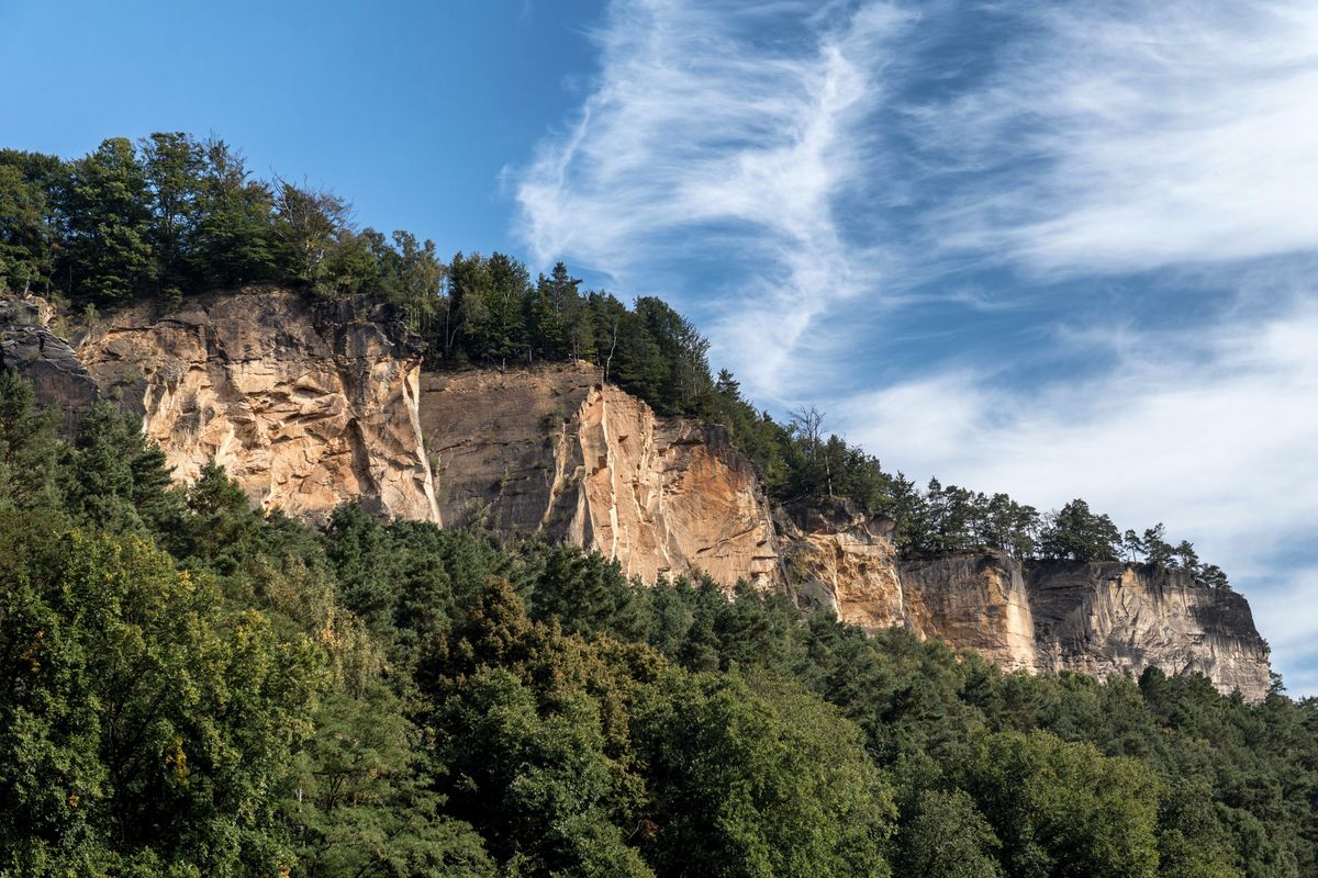 Munții de gresie de pe Elba