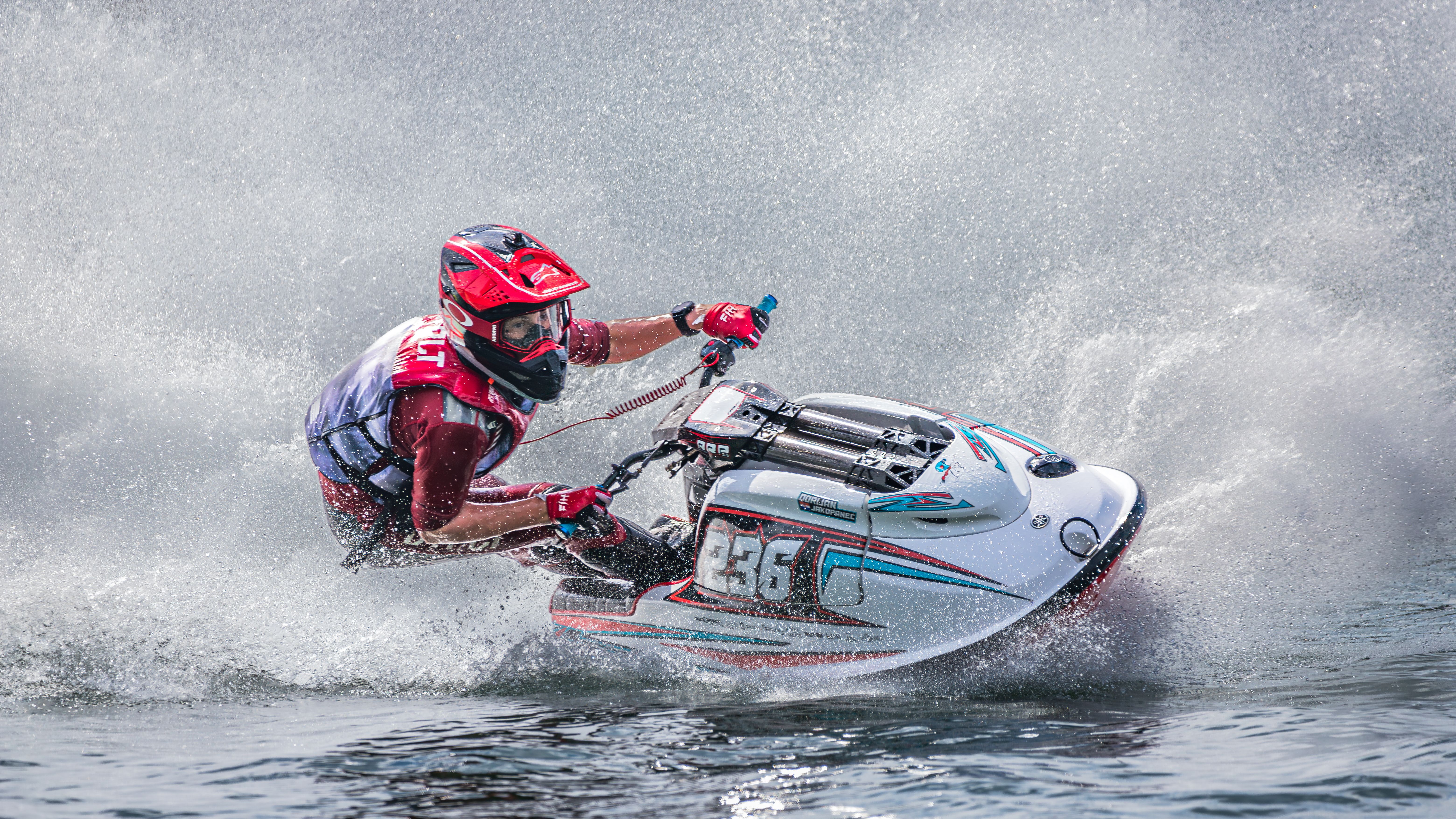 Melhores Óculos para Jet Ski em 2026: Proteção Contra Água, Vento e Sol