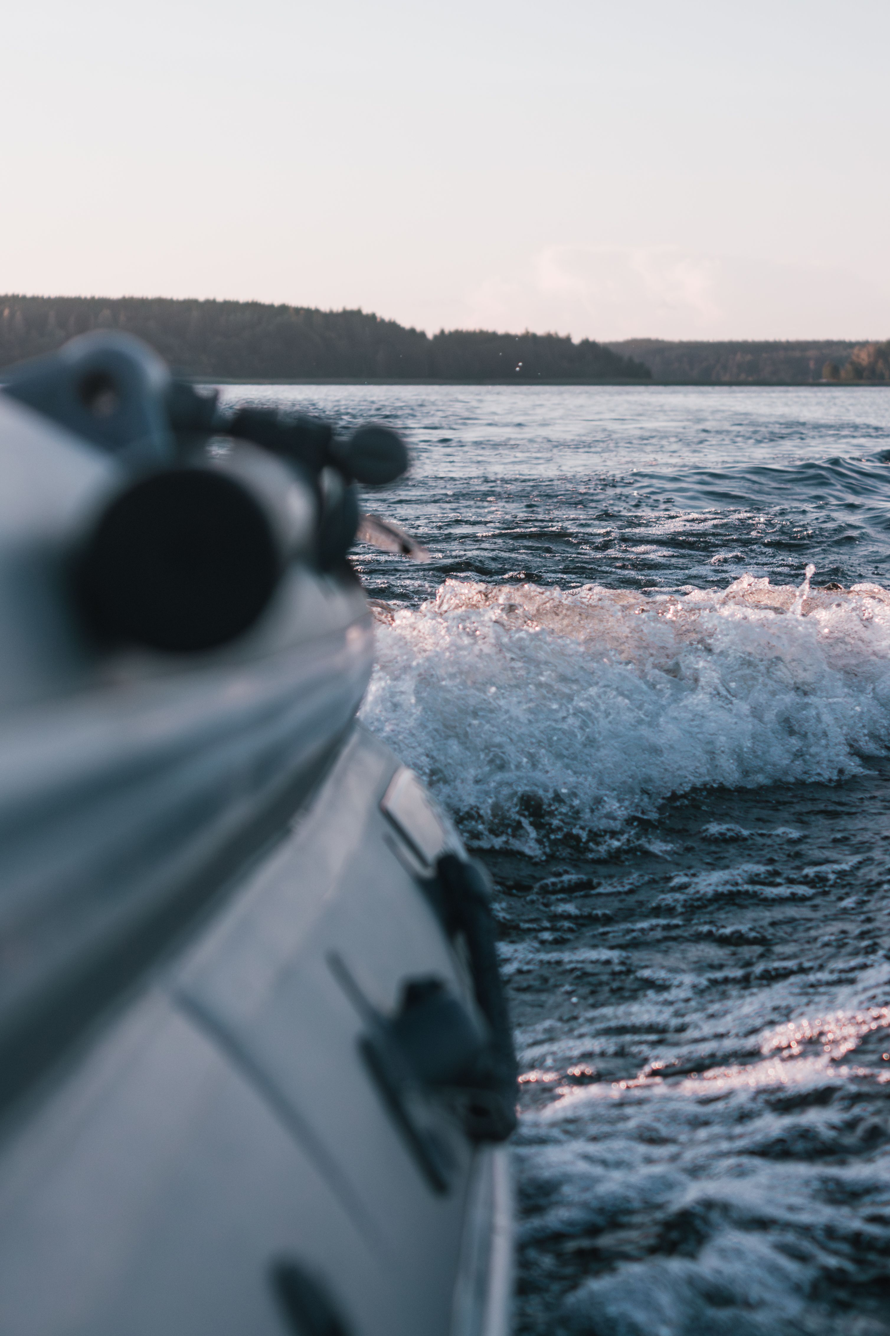 A boat is in the water with waves · Free Stock Photo