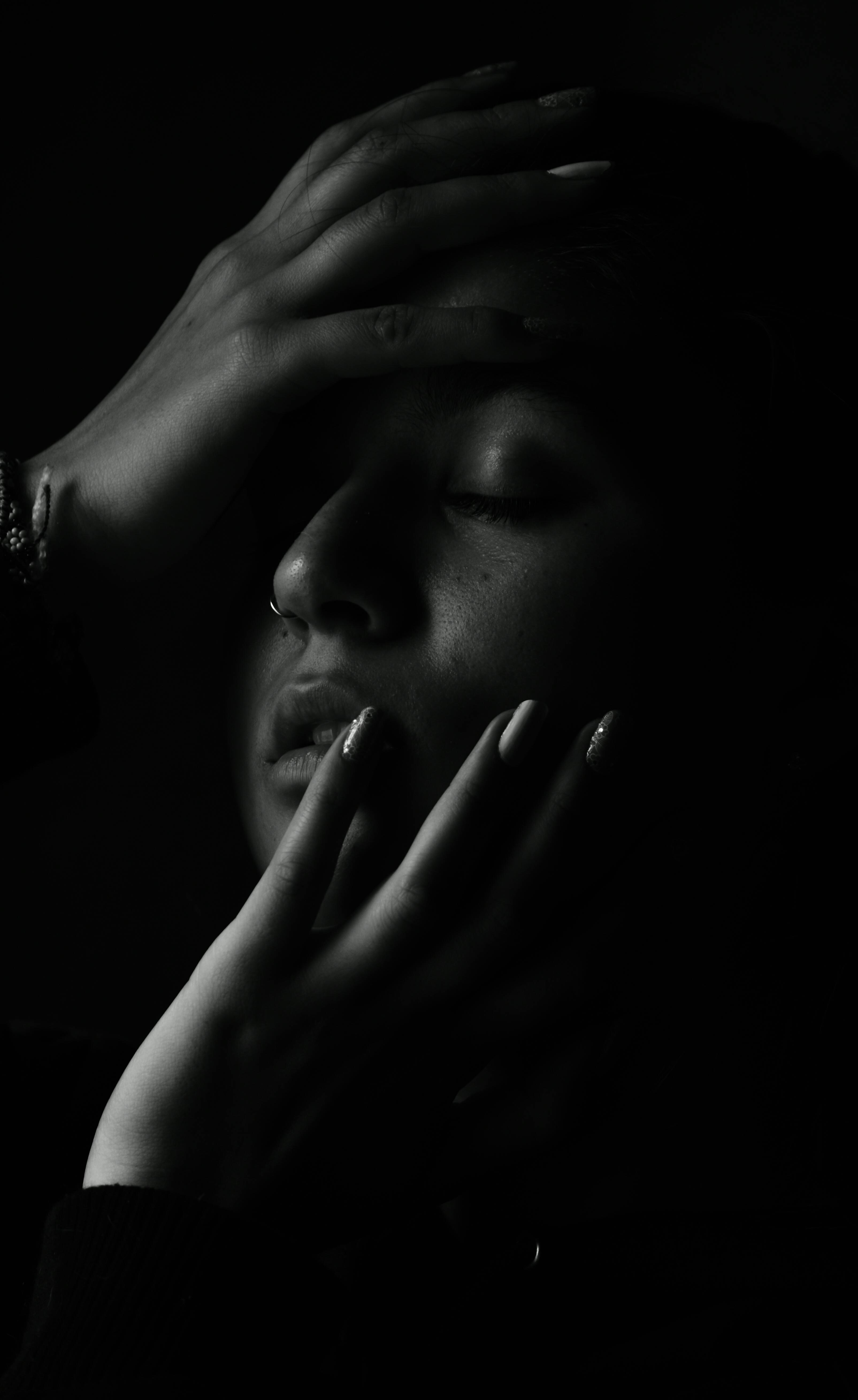 Kostenlos Kostenloses Stock Foto zu ausdrucksvoll, b amp w, betrachtung Stock-Foto