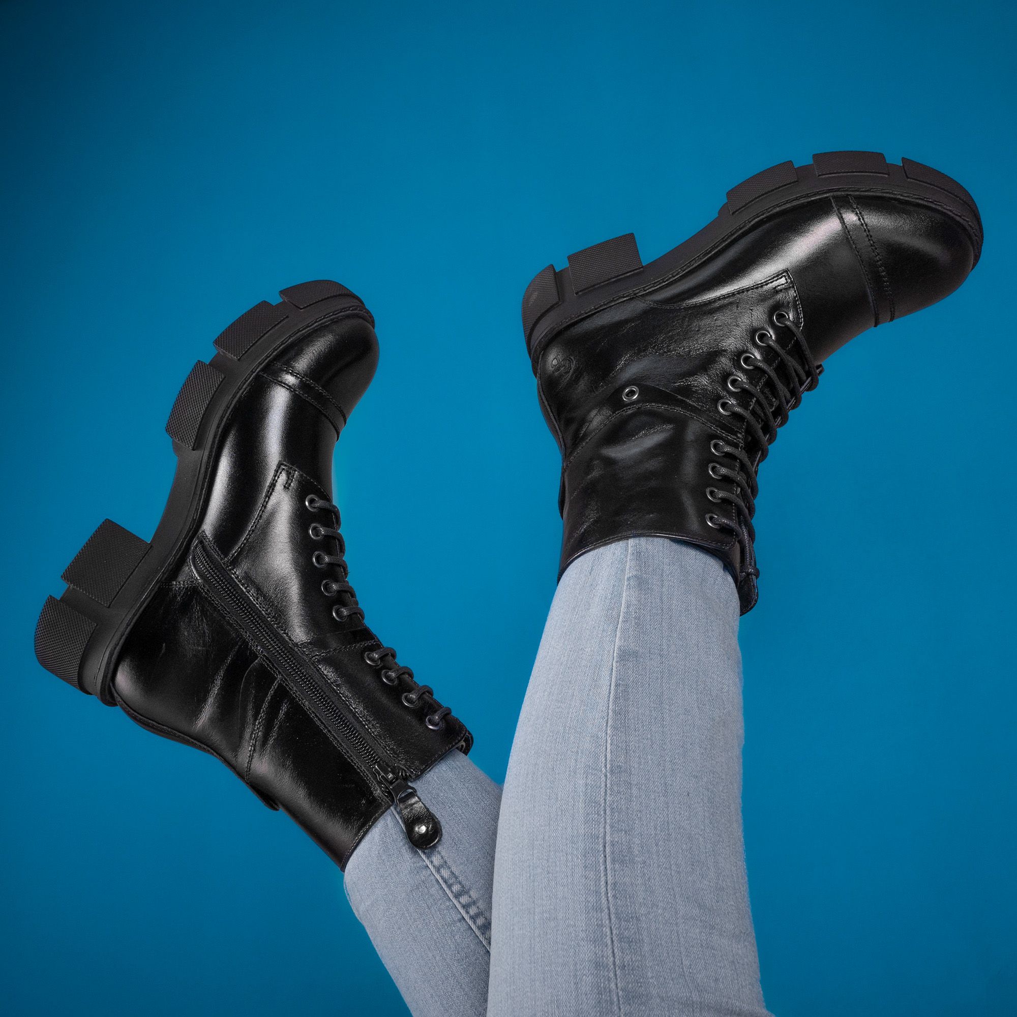 Bota Coturno