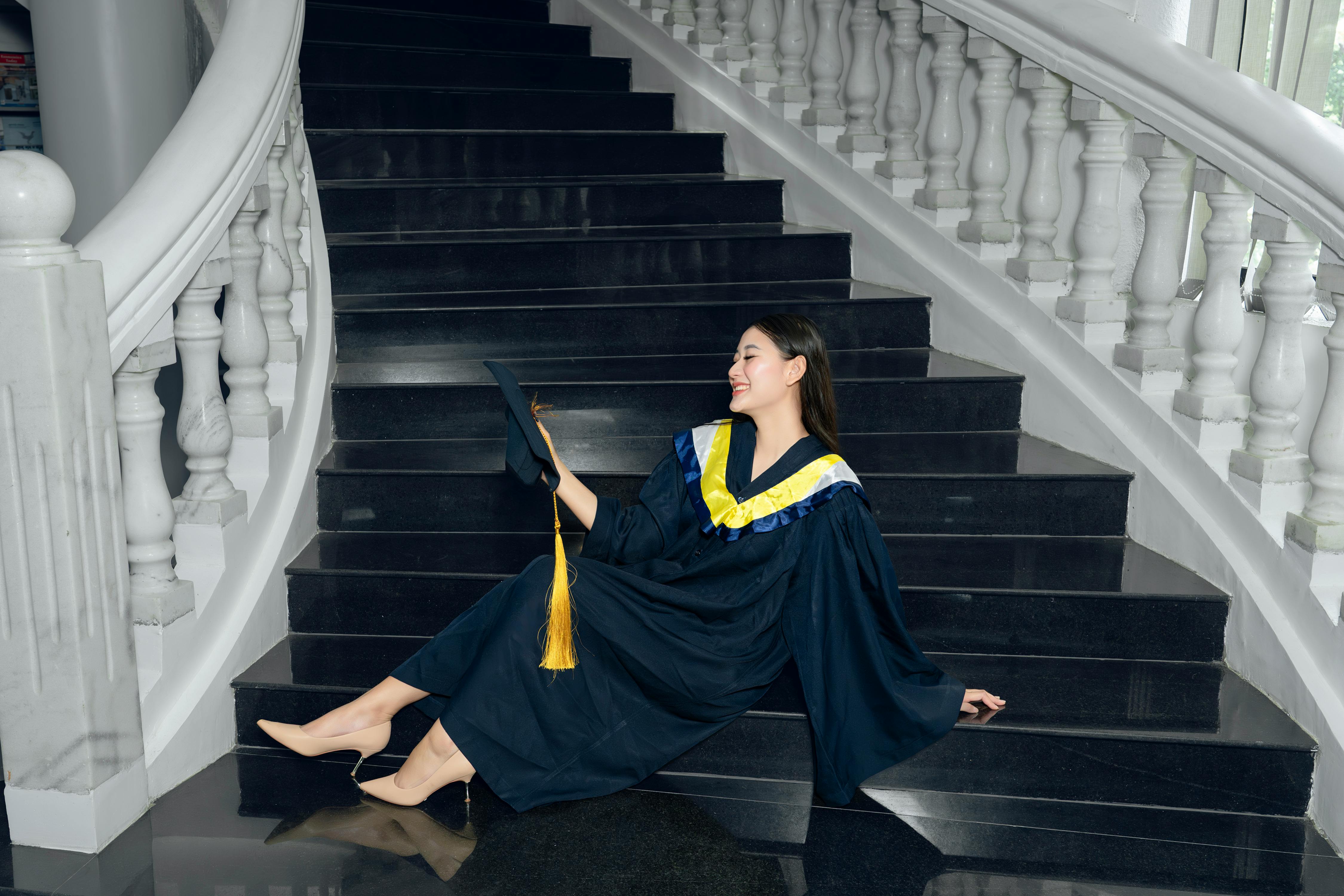 18 best entry-level IT certifications to launch your career — Photo by HANUMAN PHOTO STUDIO🏕️📸 on Pexels