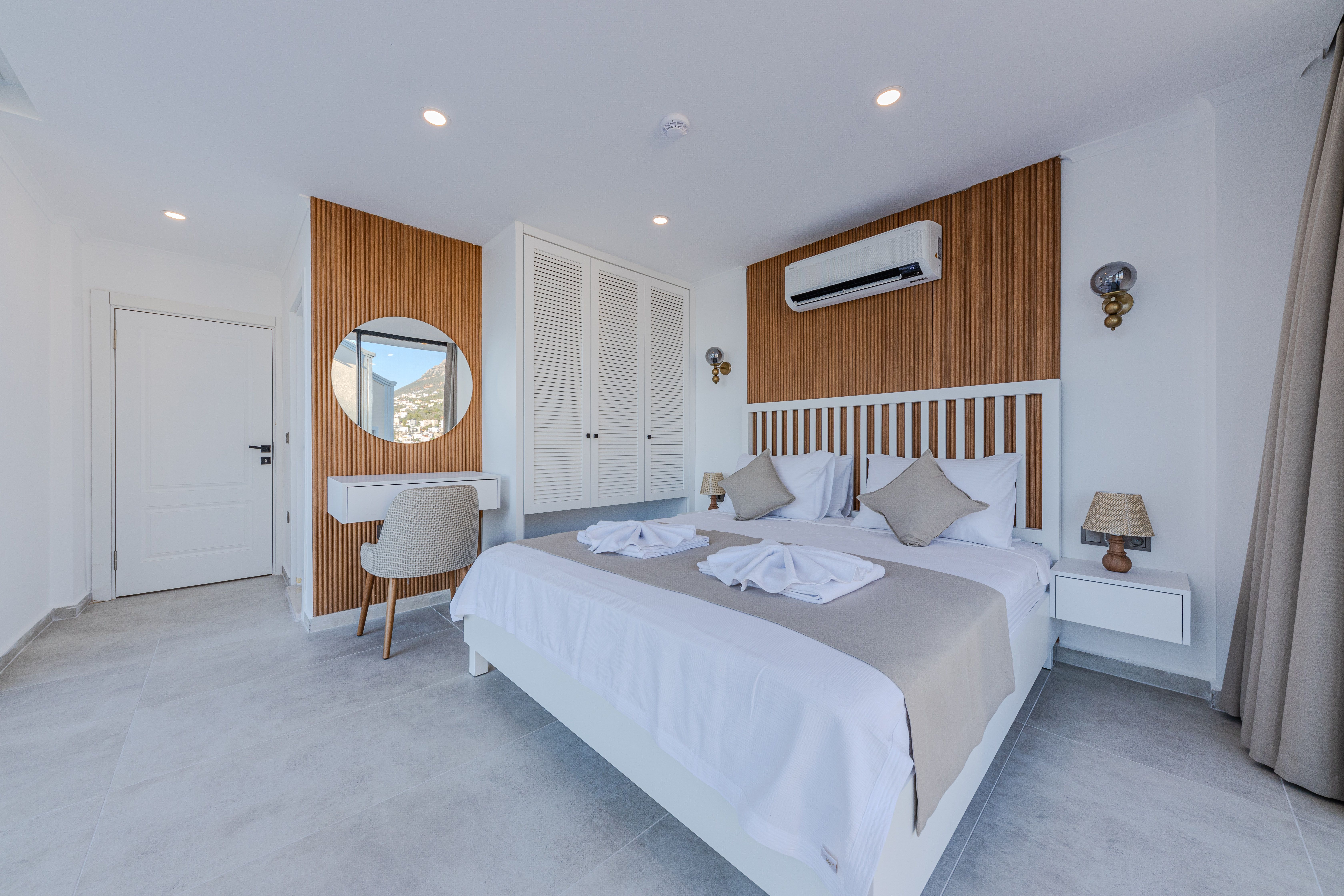 Cozy Modern Bedroom with Yellow Bedding · Free Stock Photo